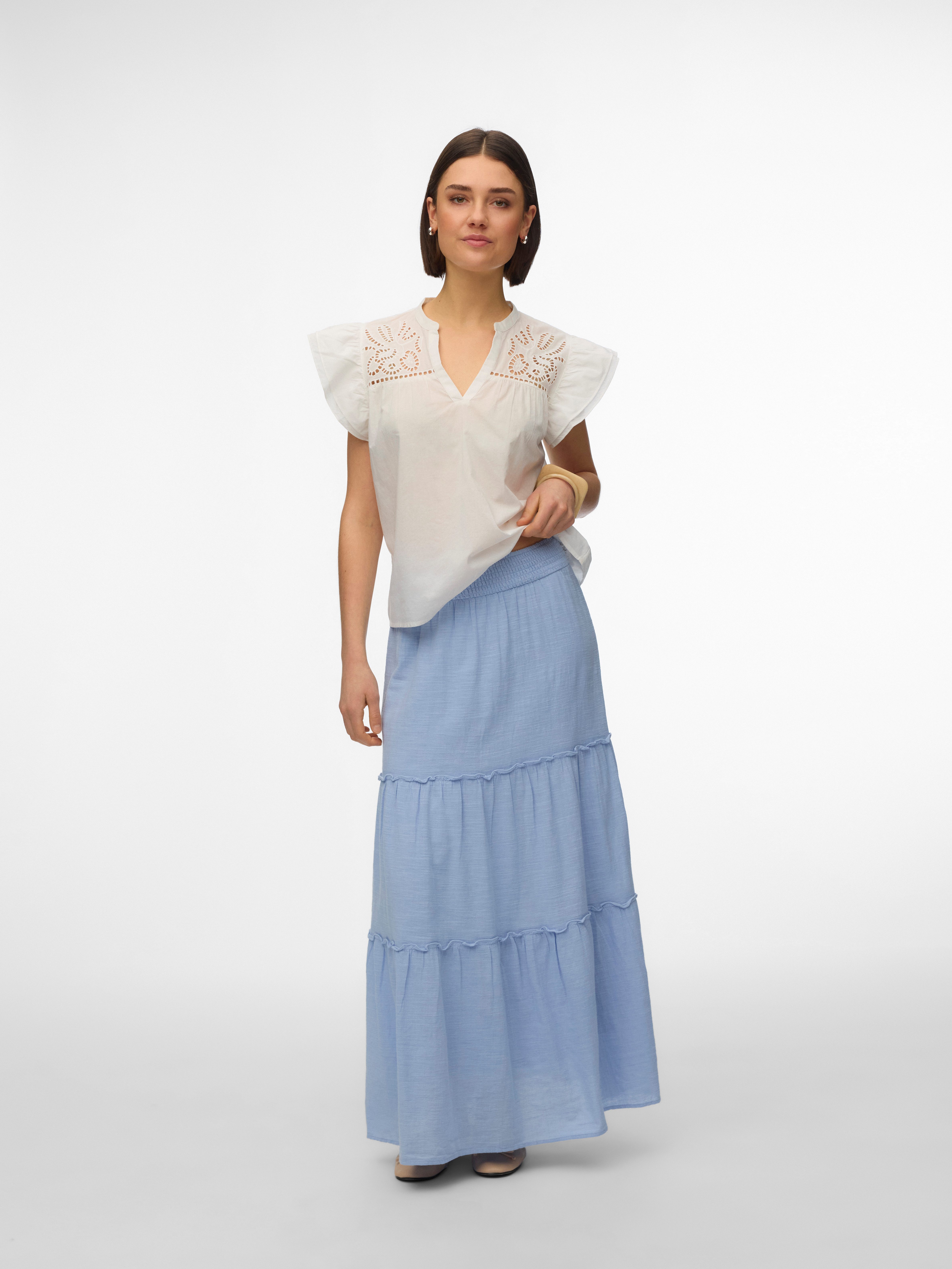 Vero Moda Kurzarmbluse VMLINE SS V-NECK TOP WVN NOOS Baumwolle, Lochstickerei – Bild 4 von 5