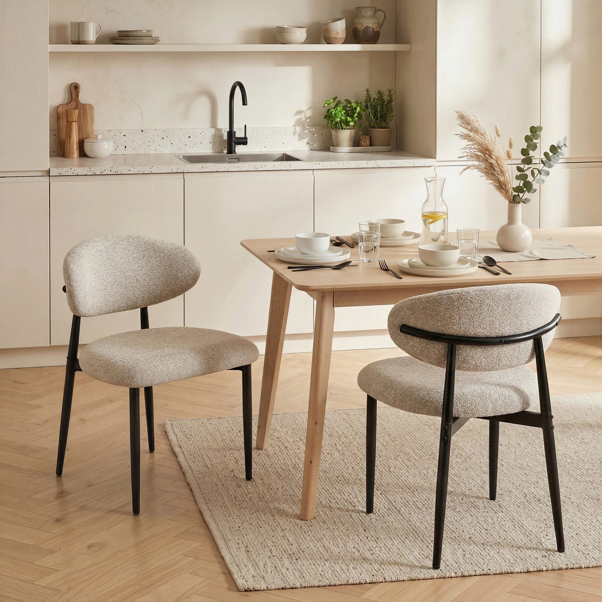 HOMCOM Esszimmerstuhl mit Leinenoptik, gebogene Rückenlehne und breiter Sitz (Essstuhl, 2 St), für Esstisch, Wohnzimmer, Esszimmer, Beige
