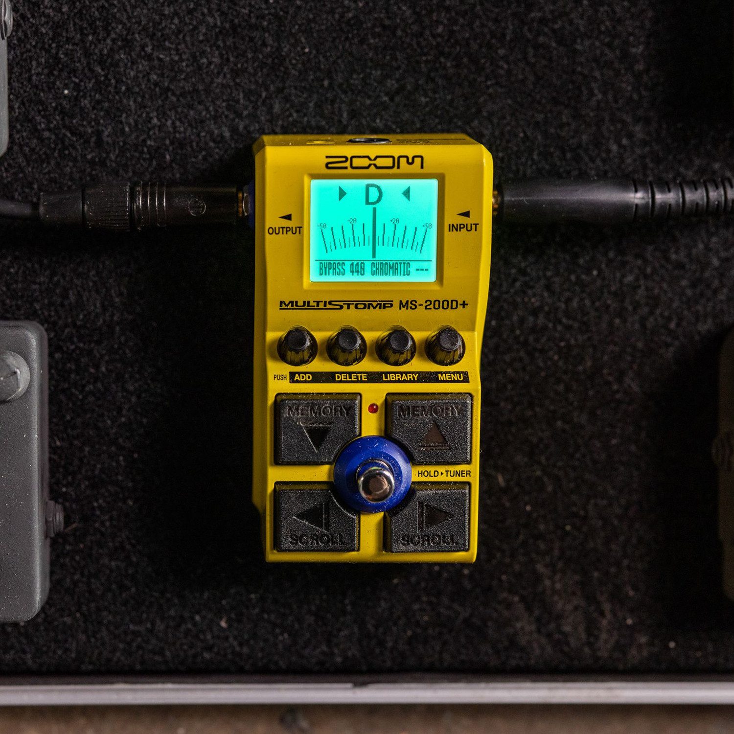 Zoom Audio E-Gitarre Zoom Effektgerät MS-200D+ MultiStomp Pedal für Gitarre mit Netzteil, Effektgerät, Komplett-Set, mit Netzteil