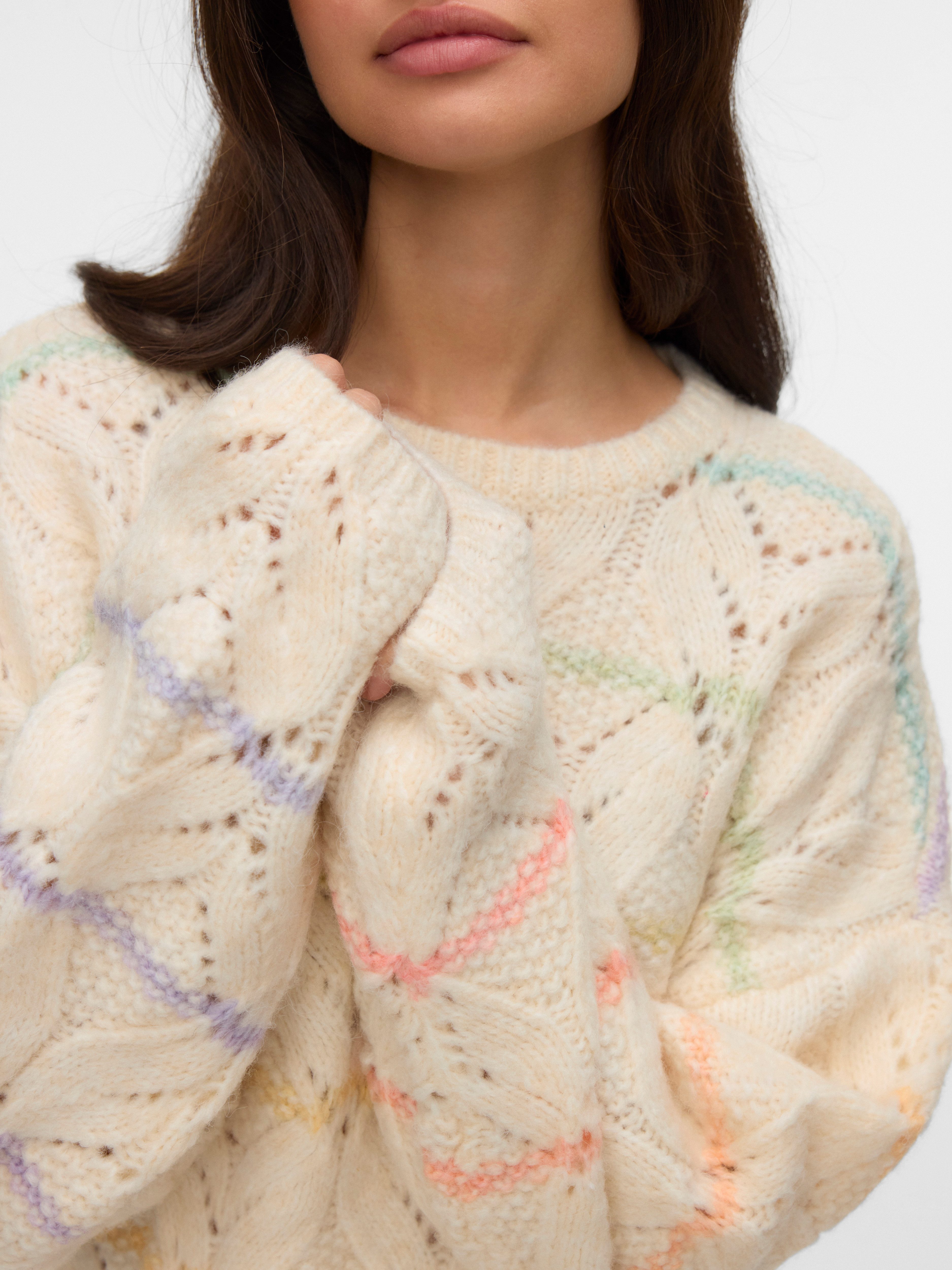 Vero Moda Strickpullover VMNEW HATTY LS O-N STITCH PULLOVER BOO mit zarten Streifen