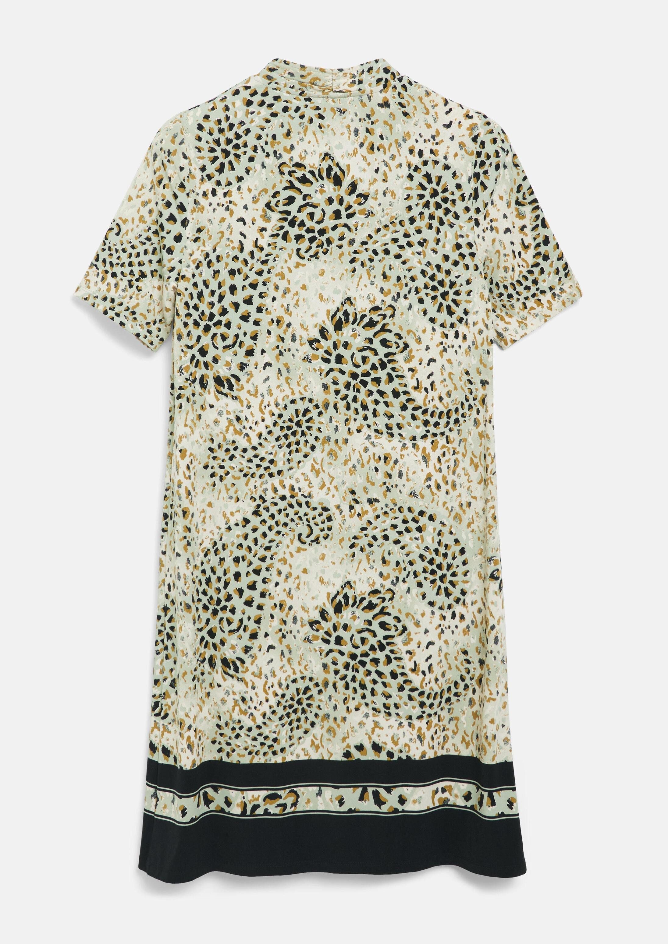 s.Oliver Minikleid Kleid Kleid mit All-over-Print und Kontrast-Detail