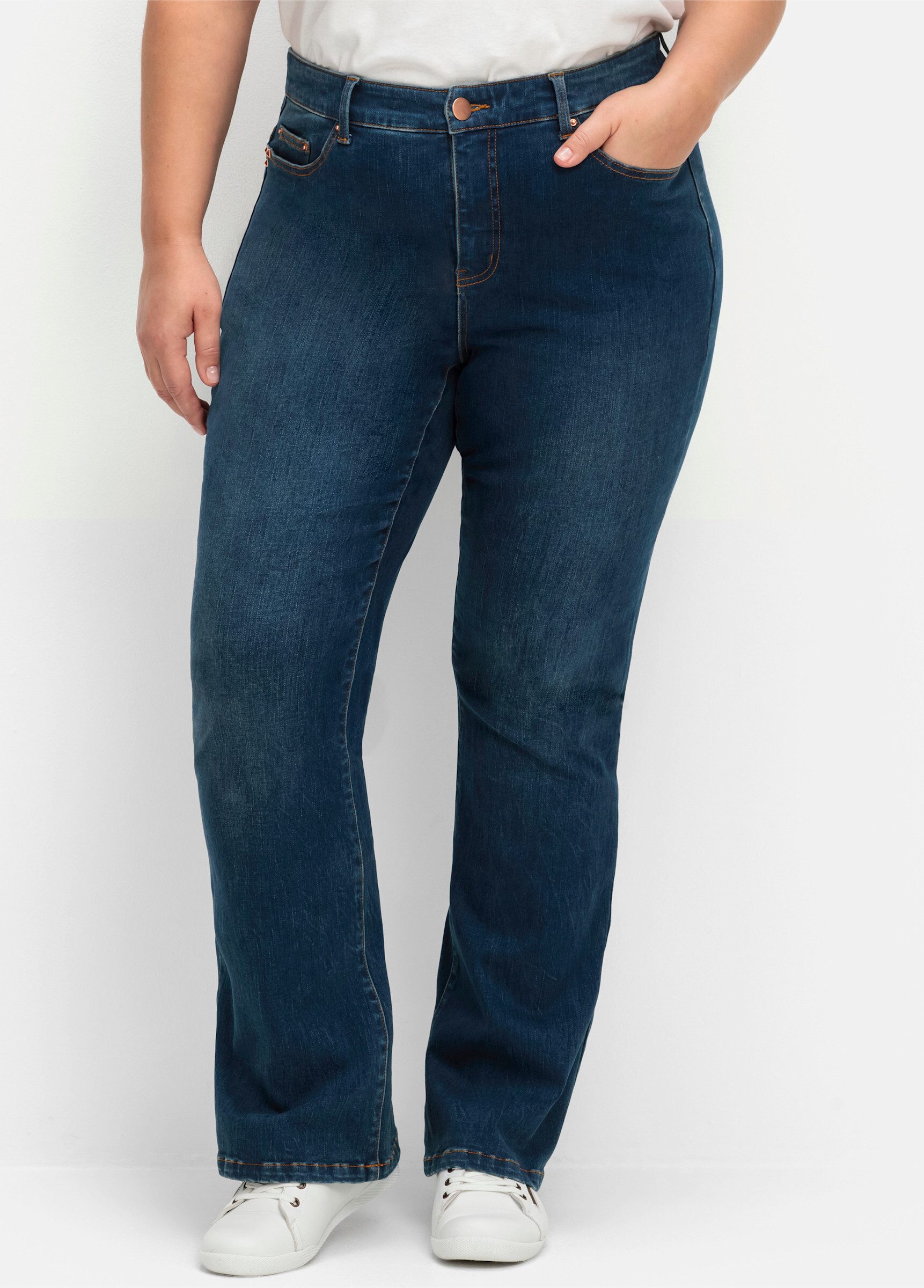 Sheego Bequeme Jeans Bootcut-Jeans mit Bodyforming-Effekt günstig online kaufen