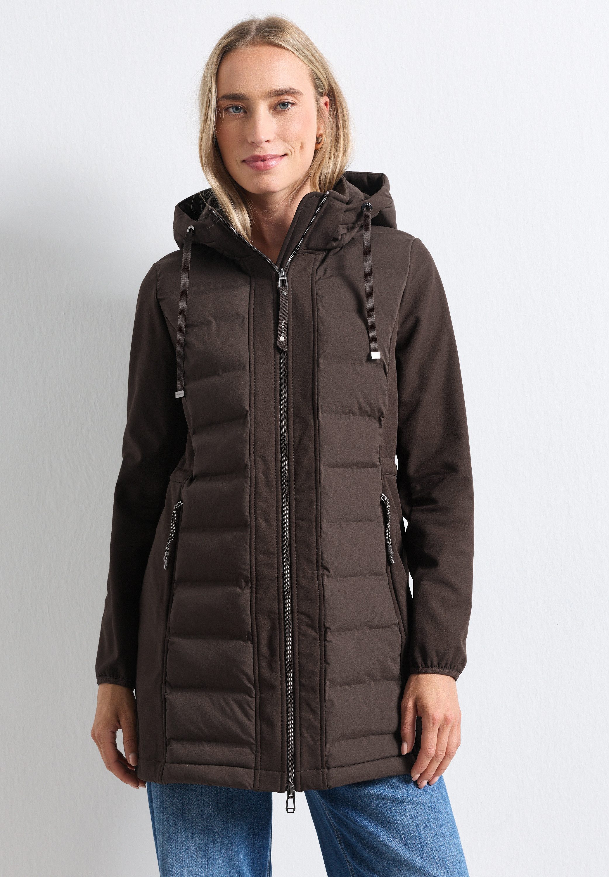 STREET ONE Softshelljacke mit Tunnelzug im Bund zum Taillieren