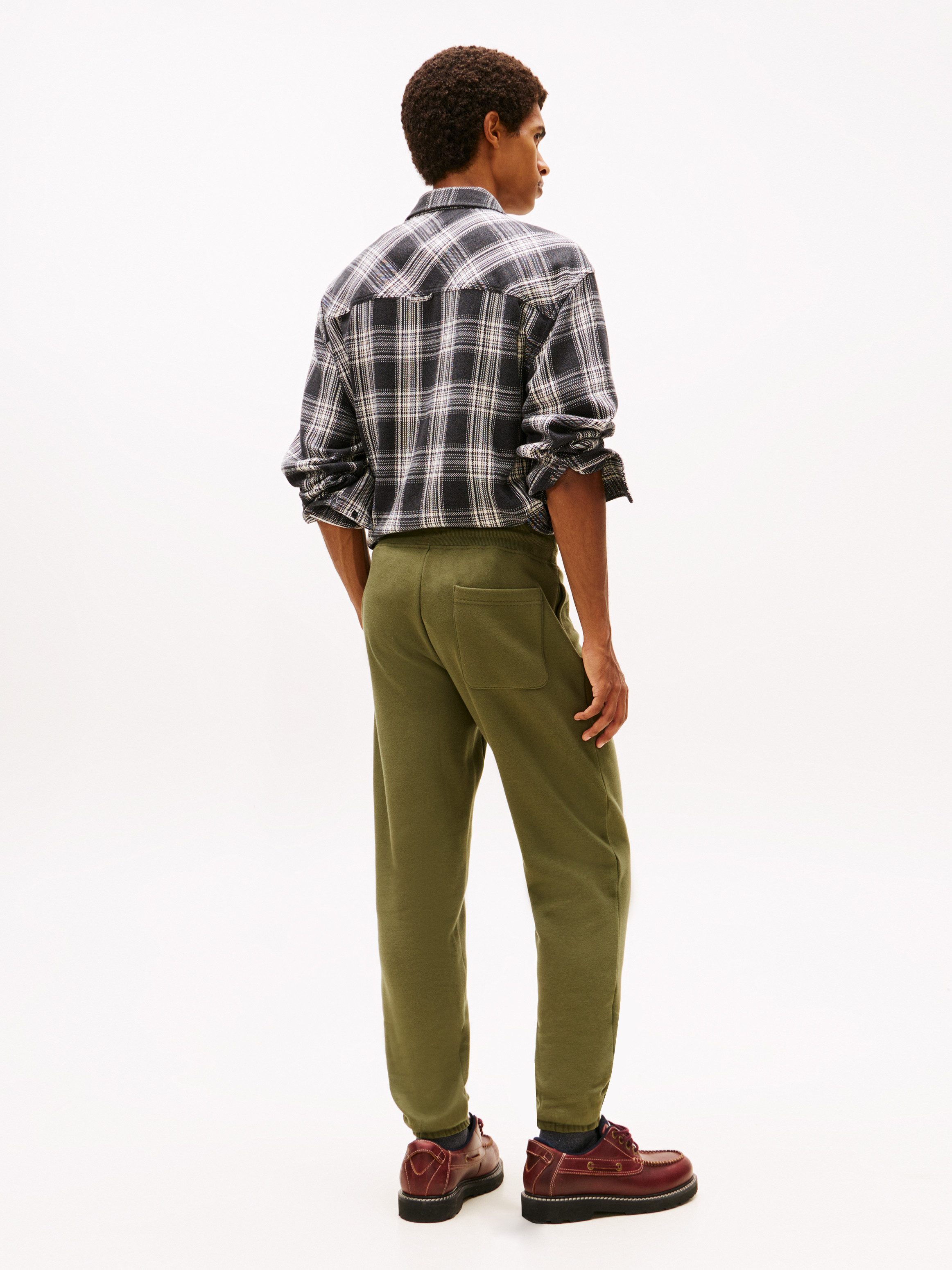 Tommy Jeans Sweathose TJM SLIM S FLAG SWEATPANT Mit Kordelzug – Bild 5 von 5