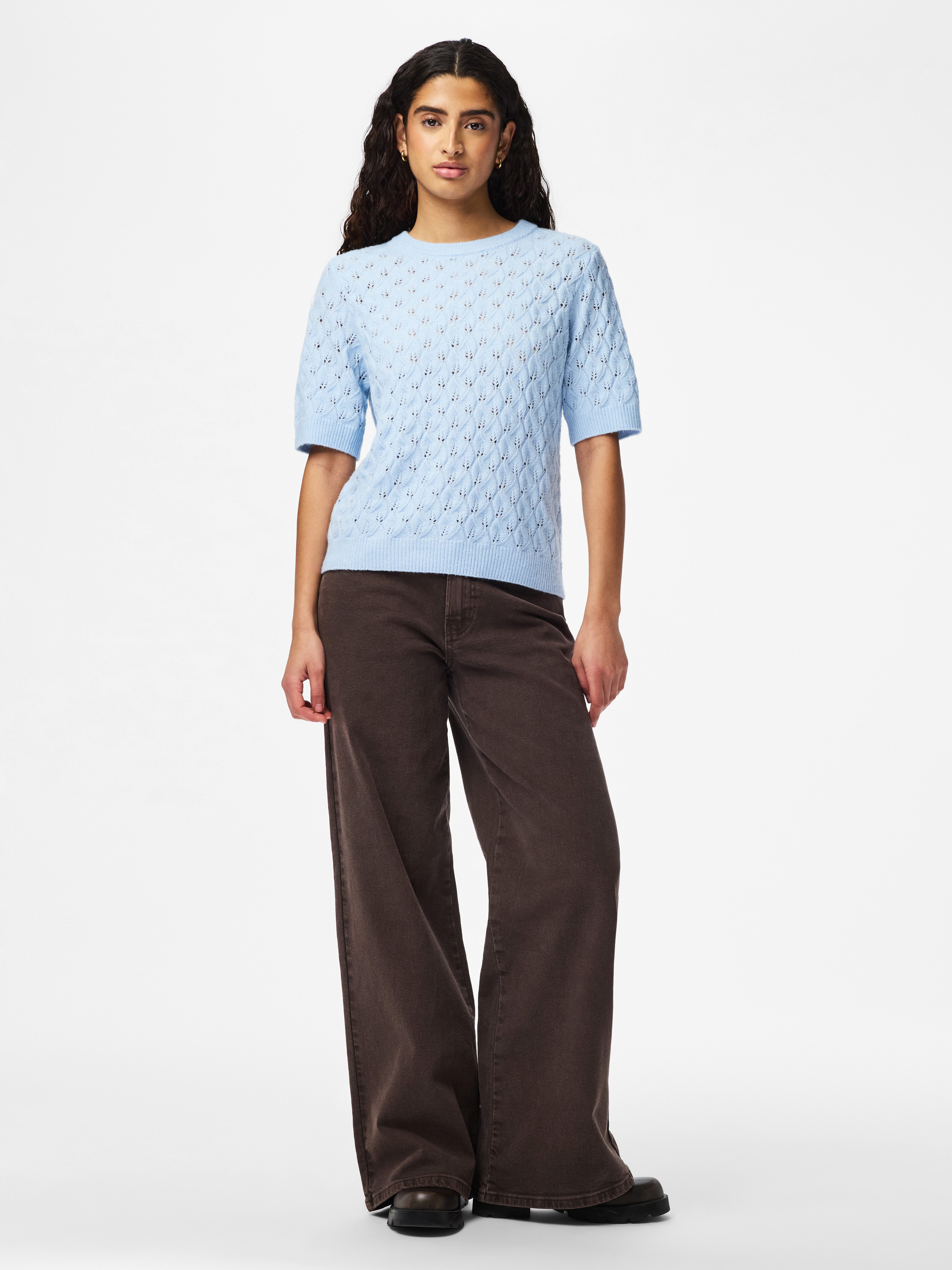 pieces Strickpullover PCLELOU SS O-NECK KNIT NOOS BC mit Ajourmuster