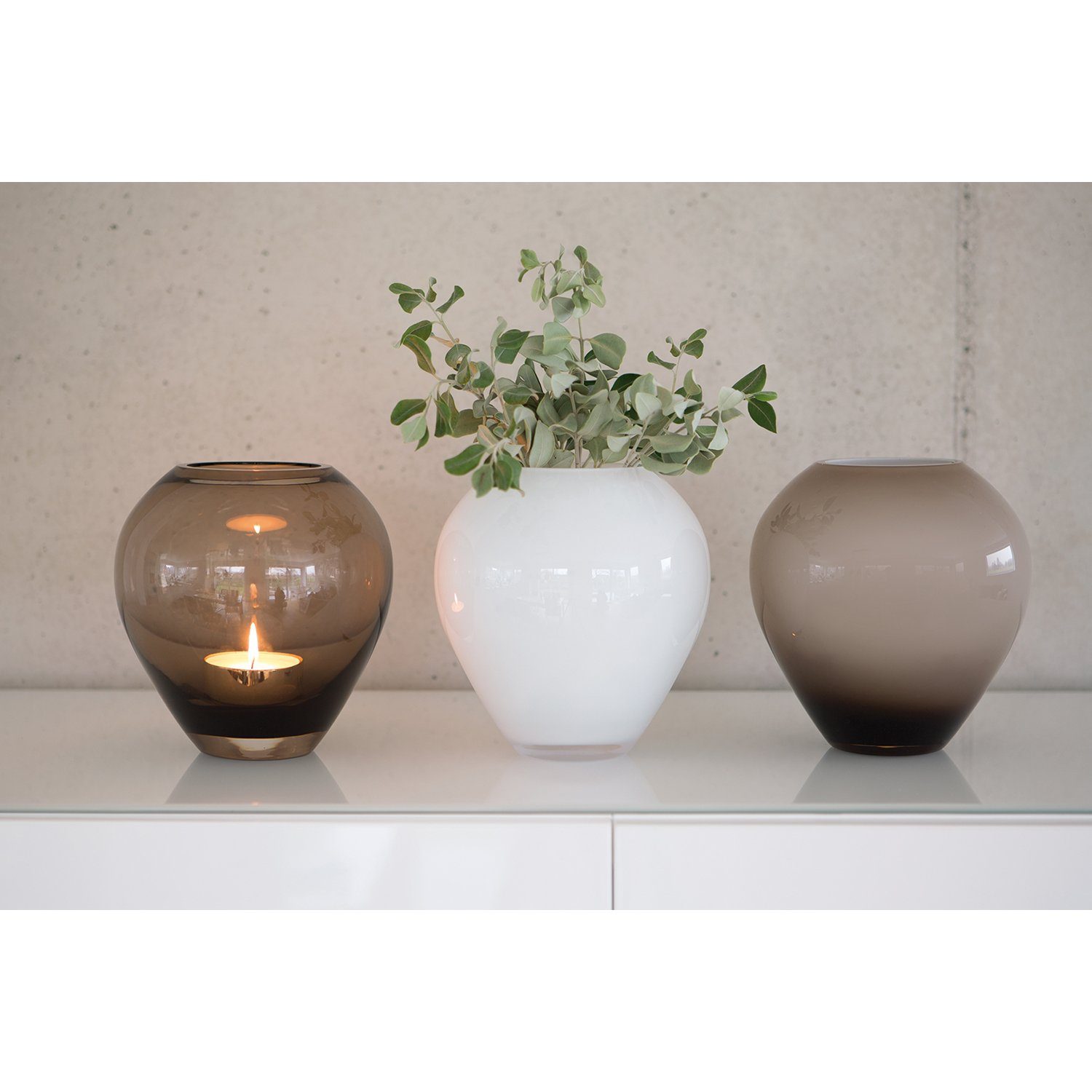 Fink Dekovase LIVIA Glasvase - H. 18cm x Ø 16cm - weiß opal - Opalglas - Bl günstig online kaufen