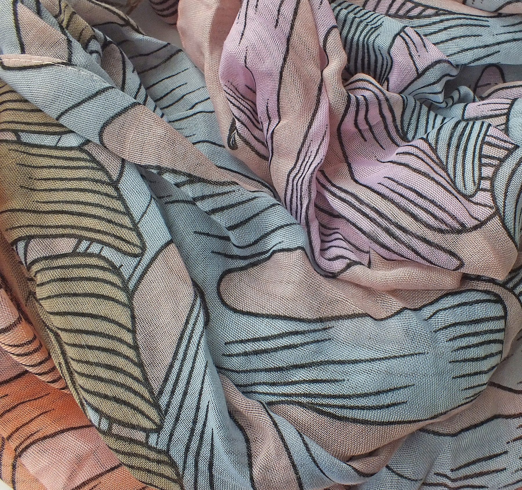 chic4home Schal Dreamy Flair, (1-St. 1-teilig), sommerlicher Damen Schal Palmblätter