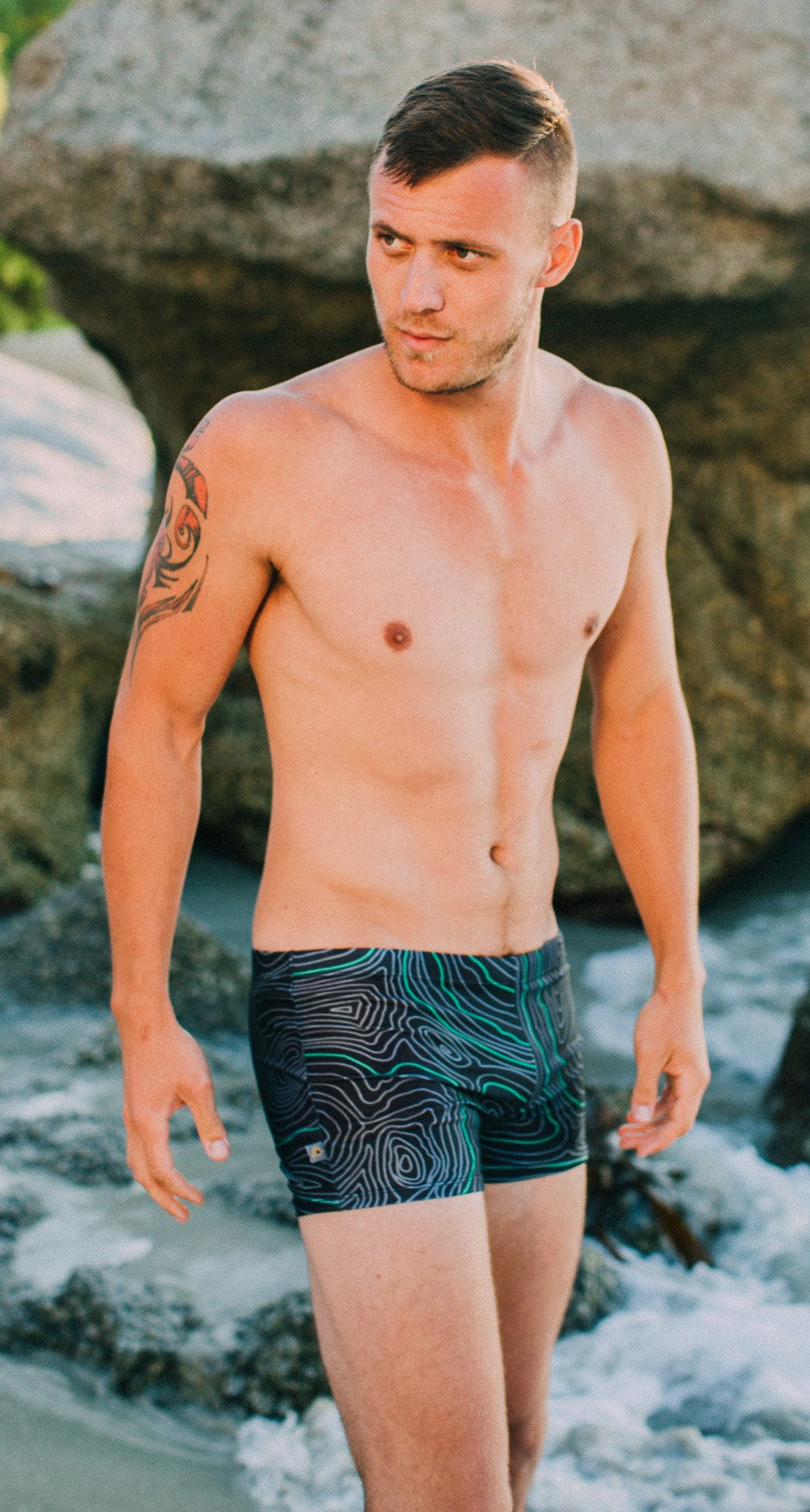 GUGGEN Mountain Badehose Badehose Herren Kastenbadehose kurz eng anliegend günstig online kaufen