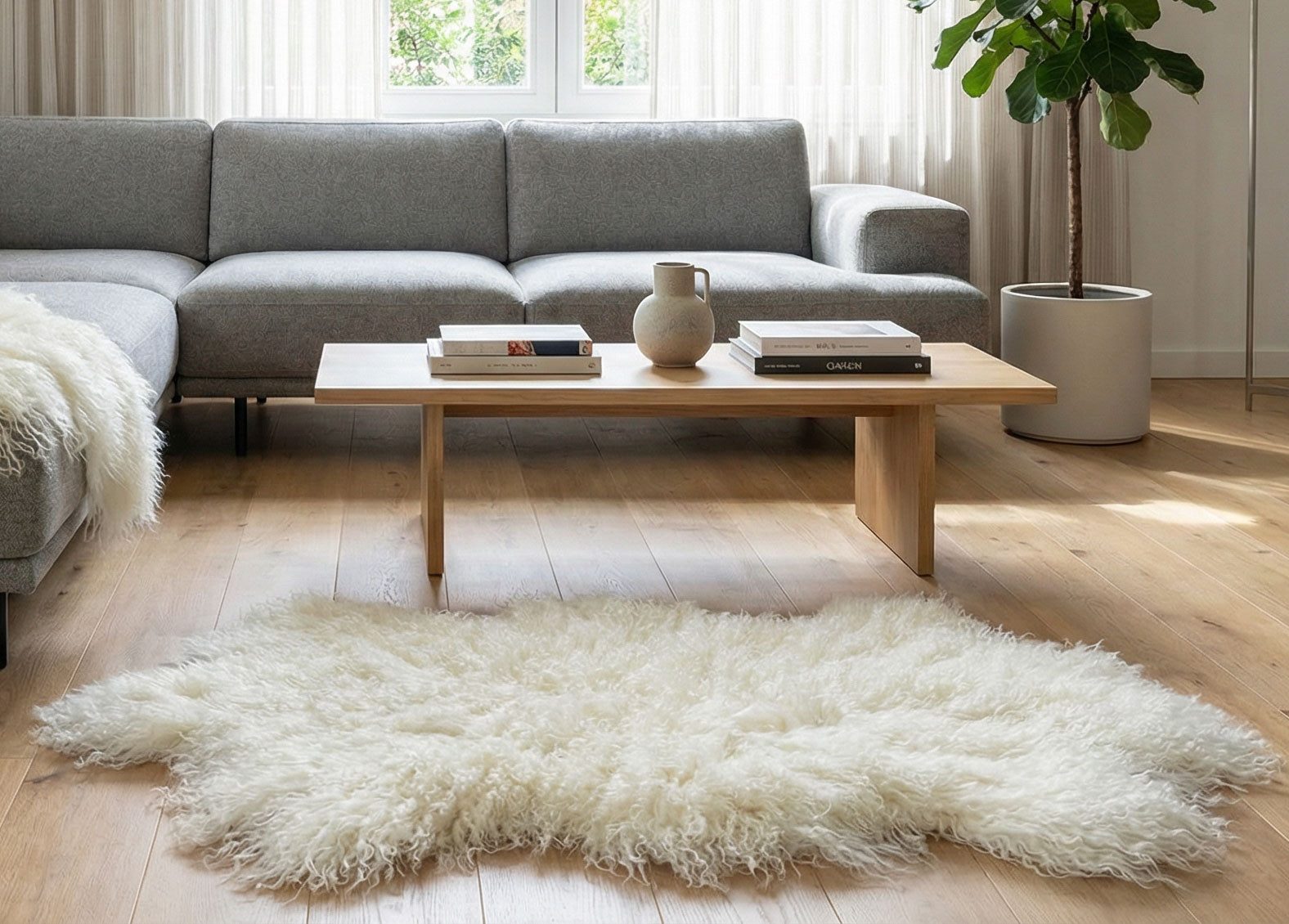Überwurf TIBET LAMMFELL COUCH AUFLAGE DECKE SINGEL DUO & QUATTRO, KUHFELL online & NOMAD