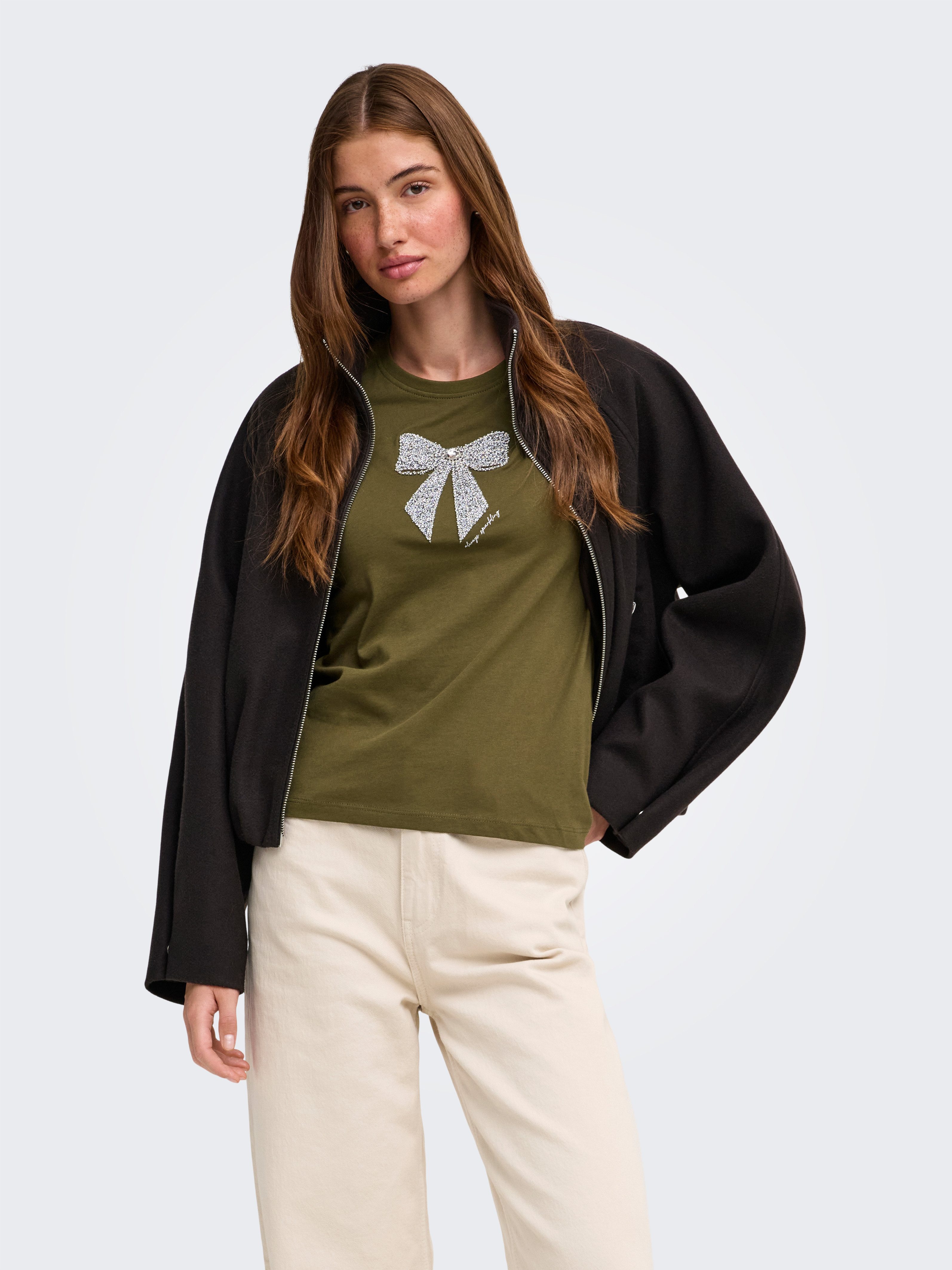 ONLY Kurzarmshirt ONLKITA S/S LUXE JRS NOOS Baumwolle, regular fit