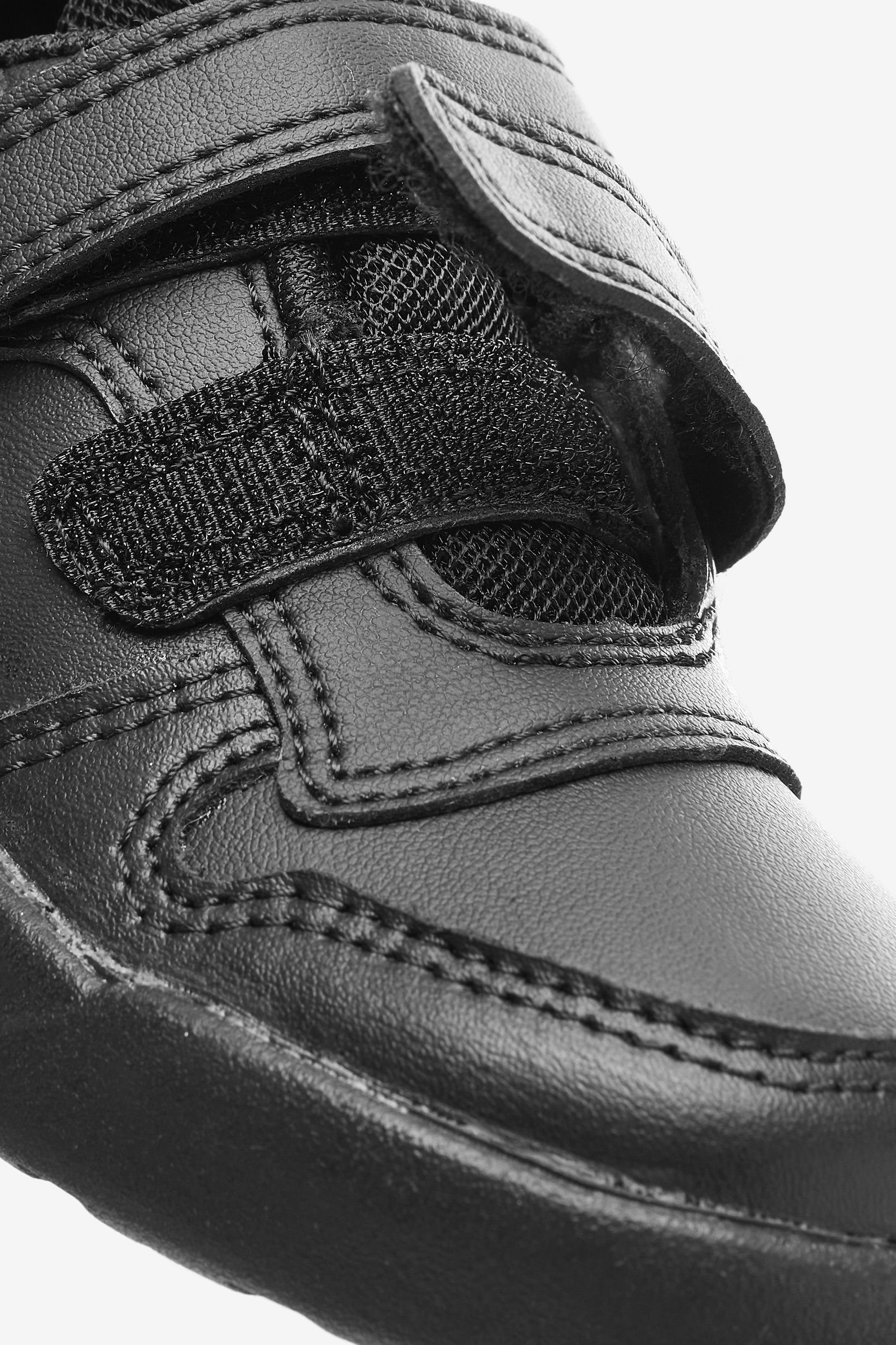 Next Schulturnschuhe aus Extraweit Sneaker Strap Black Leder Fasten Touch (1-tlg) –
