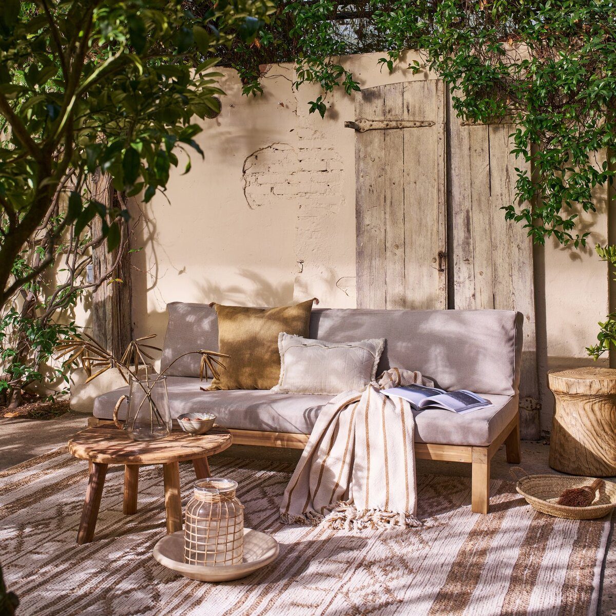 vtwonen Gartensofa, Geräumige Sitzfläche, Kissen mit Outdoor-Stoff