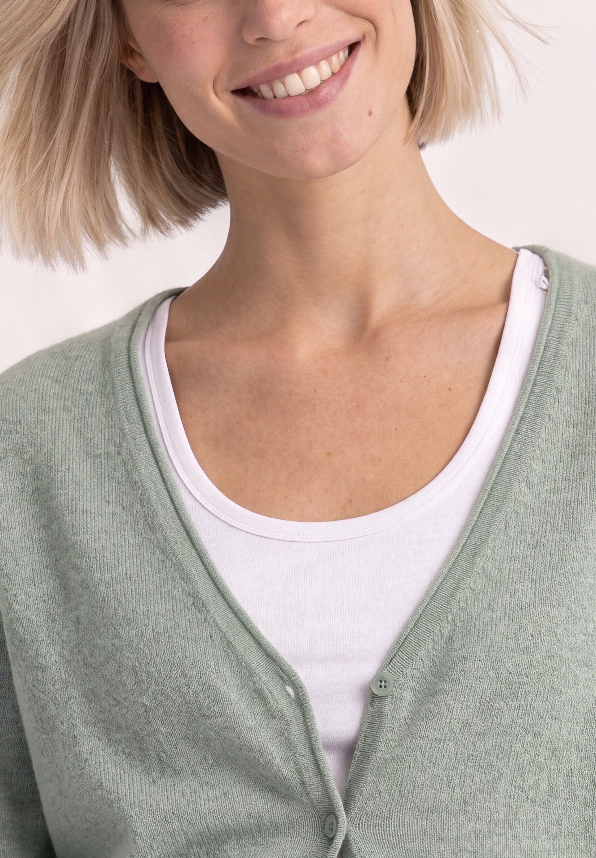 STREET ONE Cardigan mit V-Neck und Knopfleiste