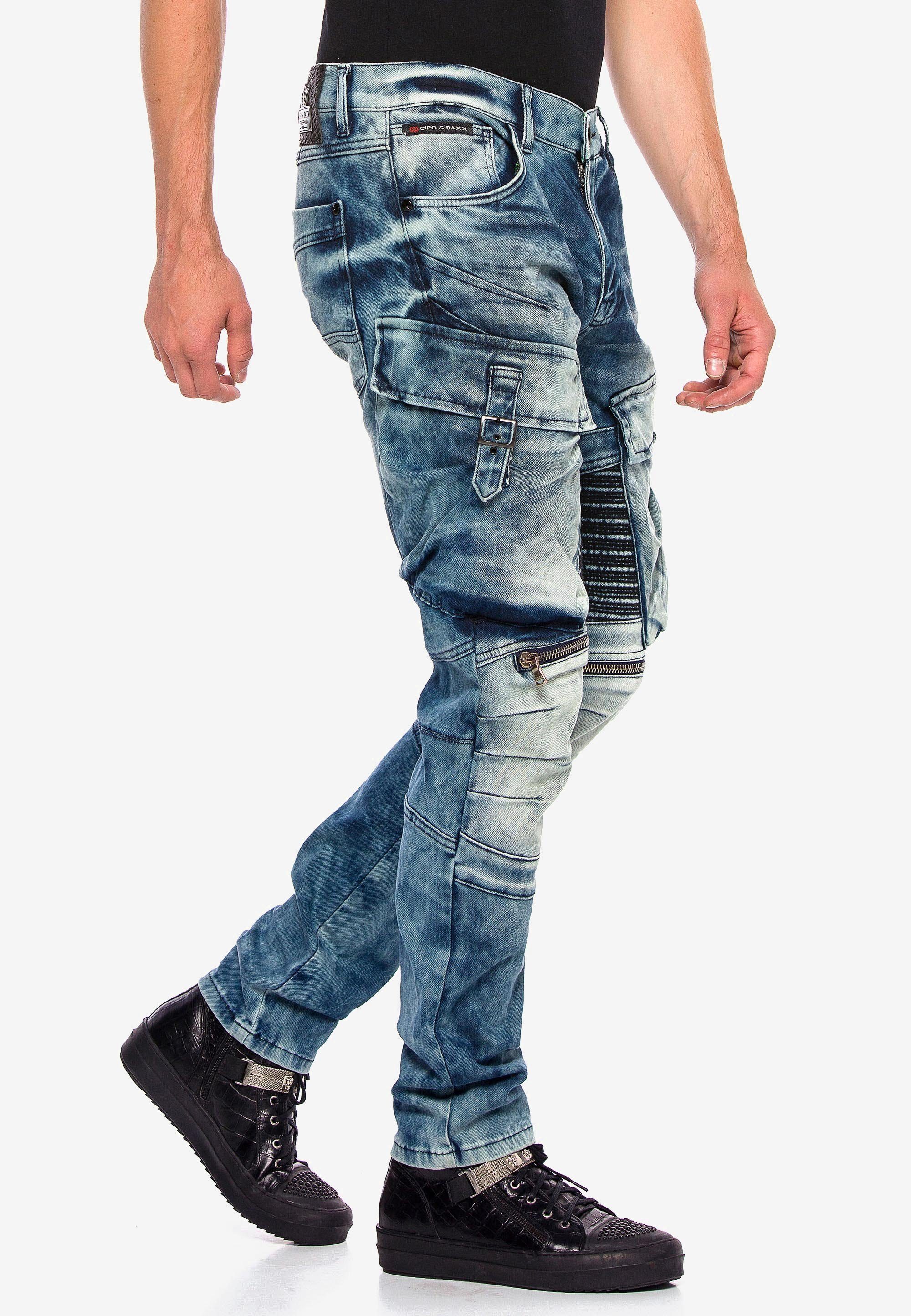Baxx mit Cipo lässigen & Beintaschen Bequeme Jeans blau