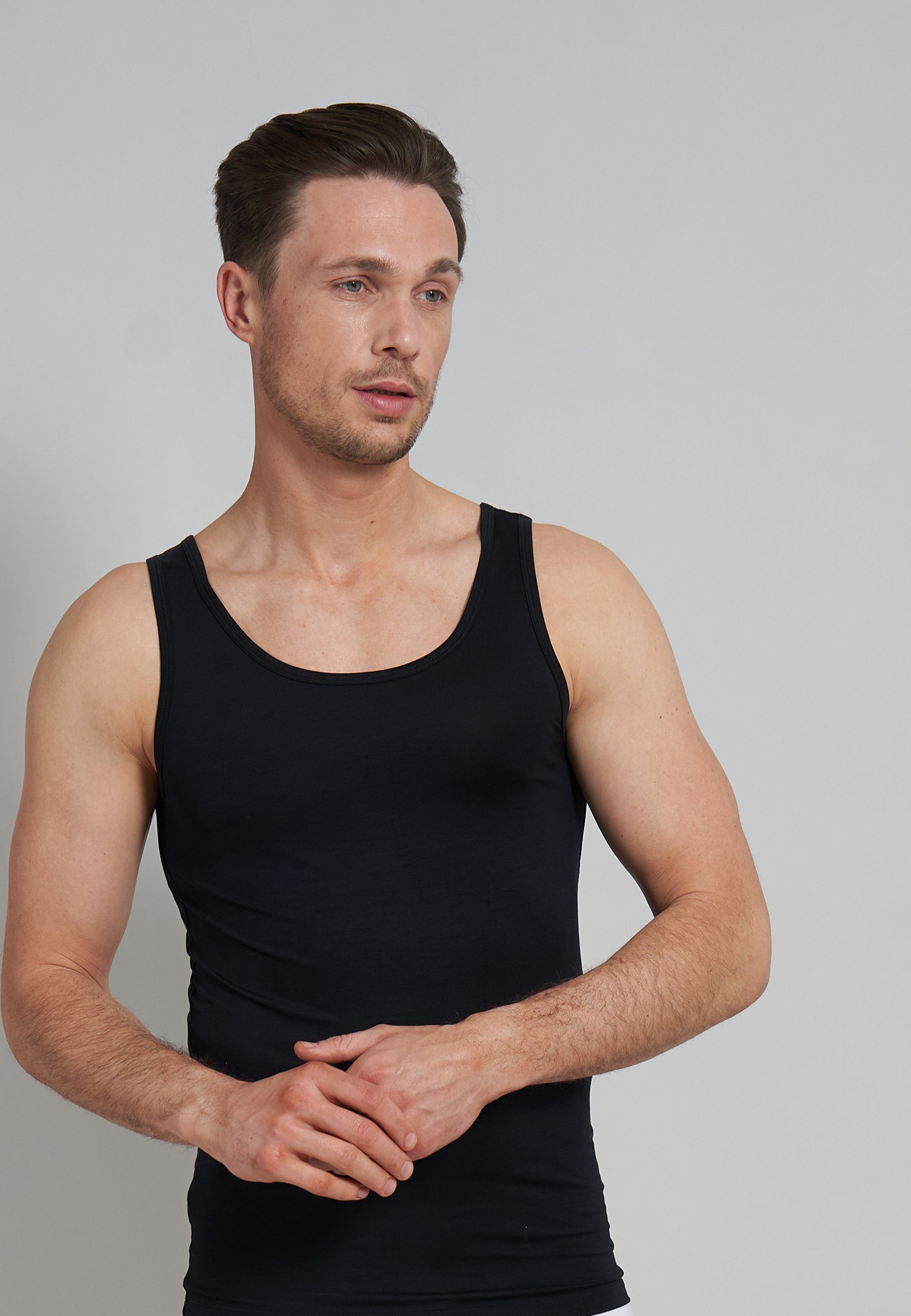 GÖTZBURG Unterhemd GÖTZBURG Herren Tank-Top schwarz uni 4er Pack (4-St) günstig online kaufen