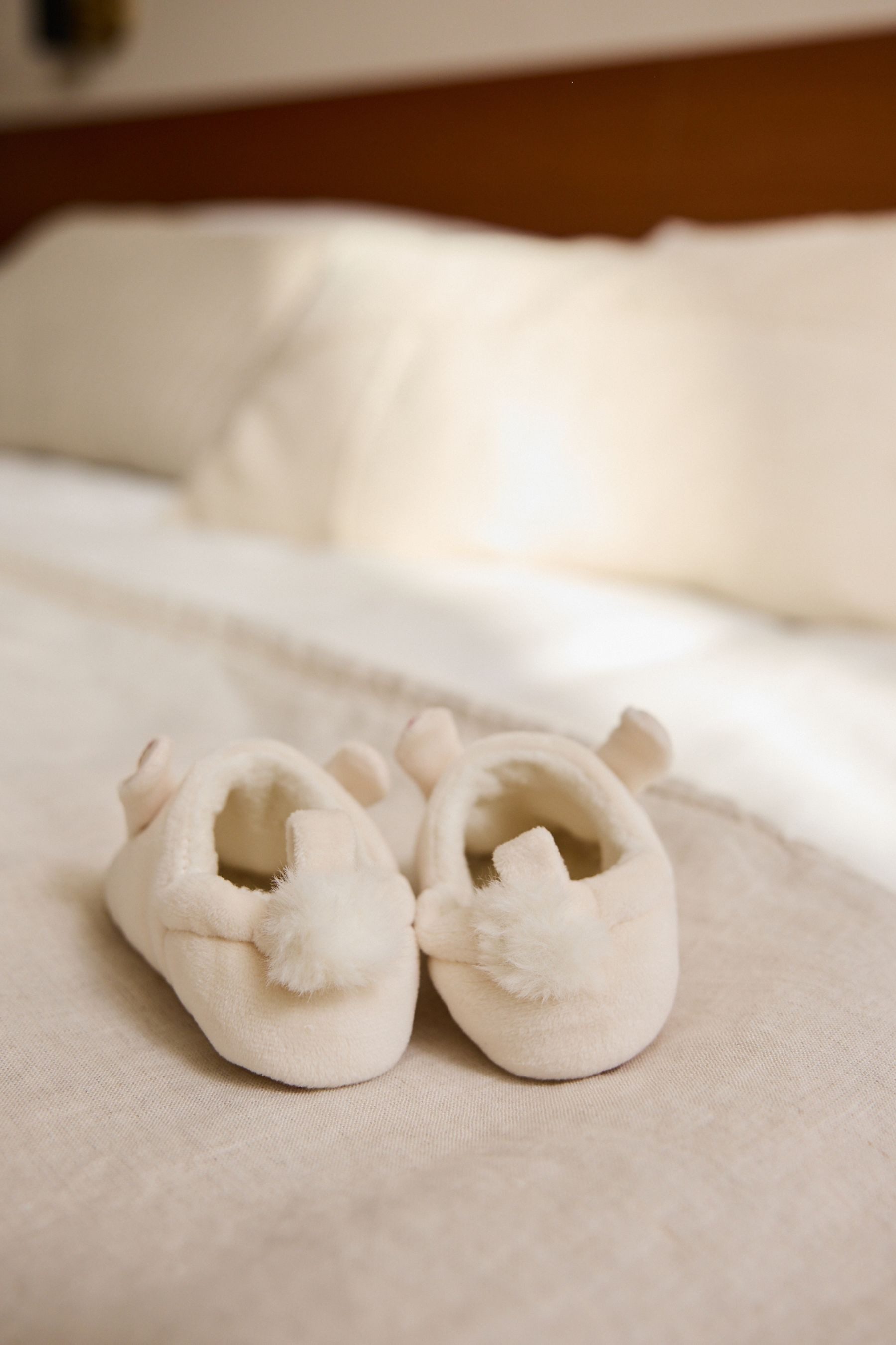 Next Babyslipper mit Figurenmotiv Babystiefel – Bild 2 von 5