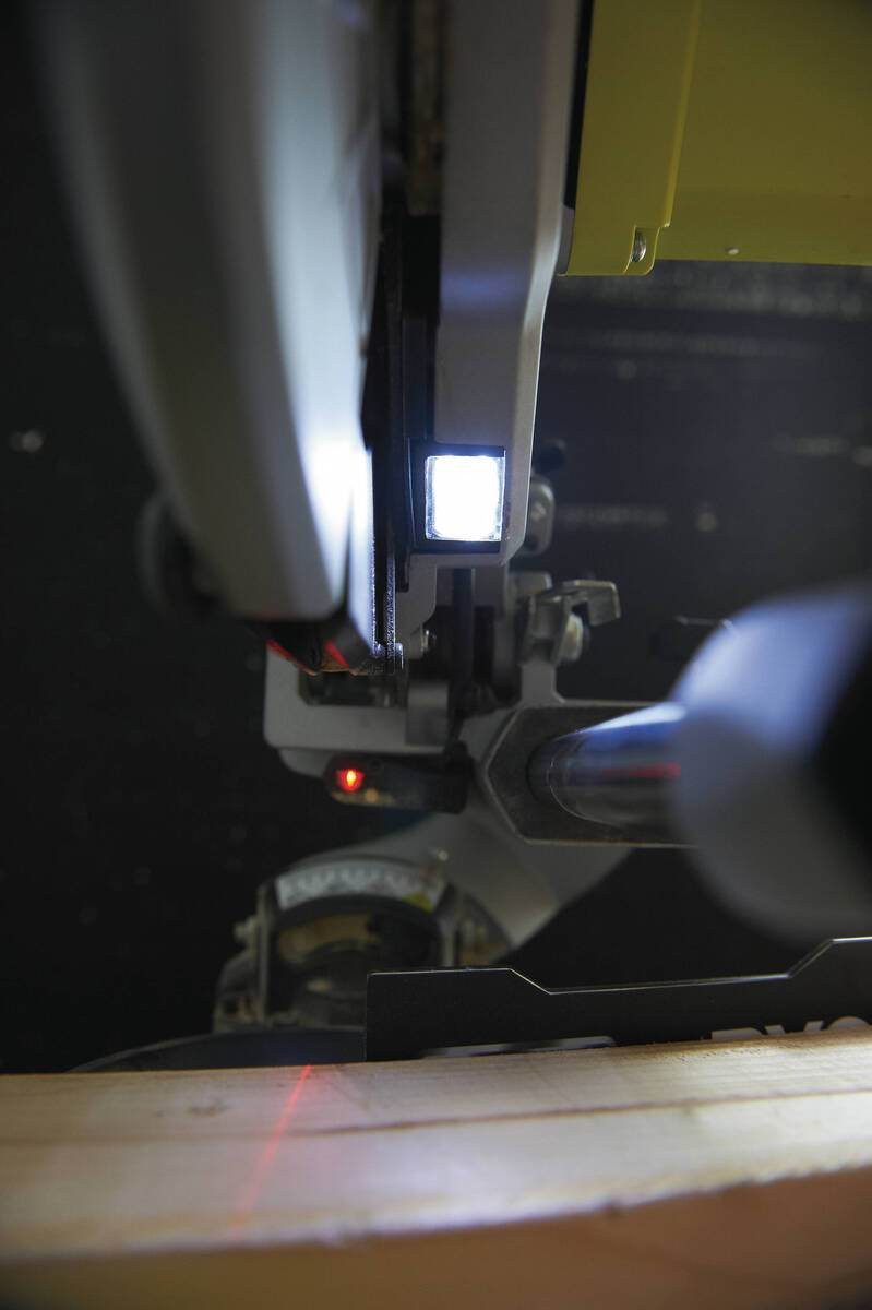 RYOBI Kapp- und Gehrungssäge Kapp- Gehrungssäge EMS254L 2000 W Sägeblatt ? 254 mm 0-45°