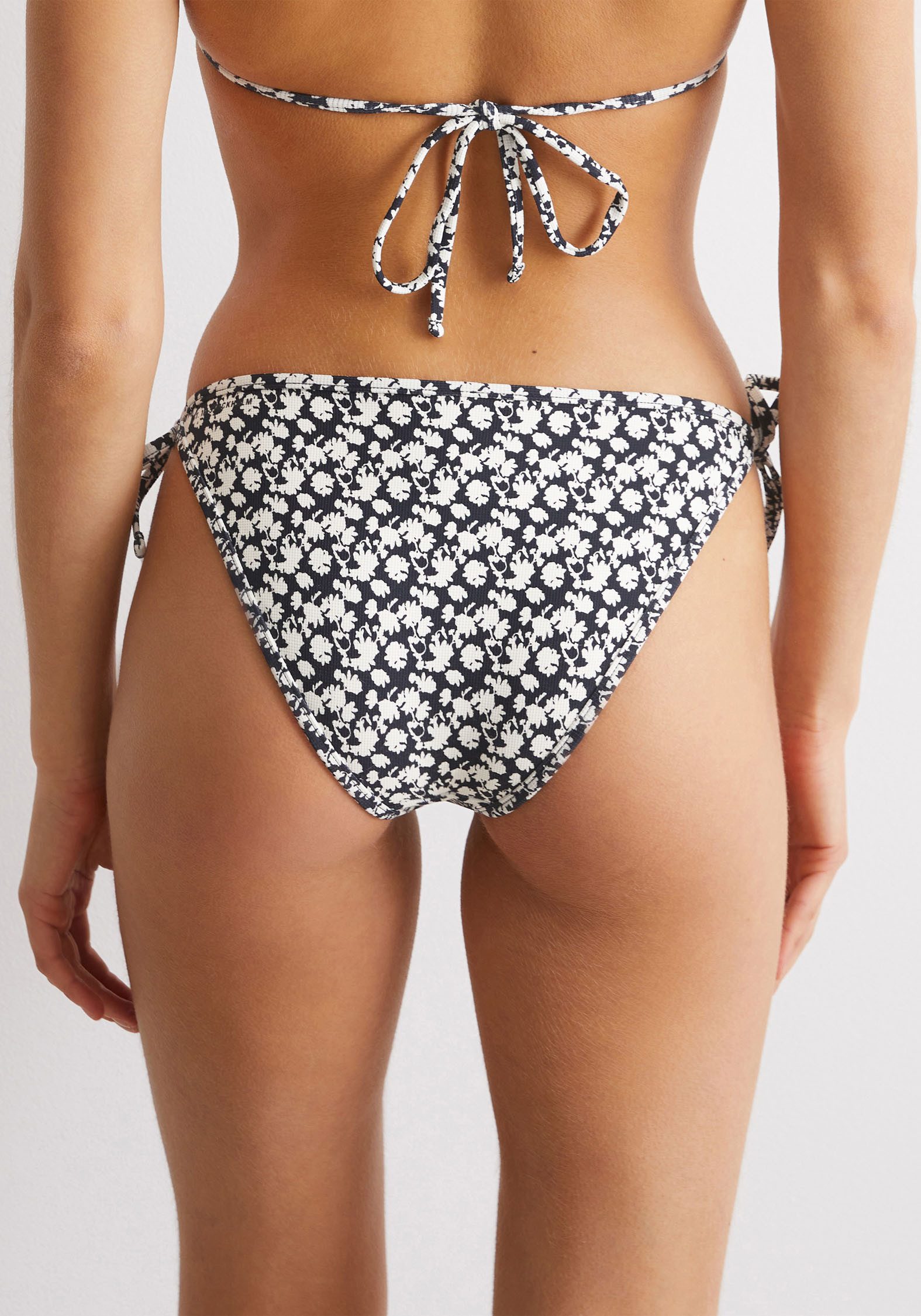 Marc O'Polo Bikini-Hose Millefleur mit verspielten Seitenbindern