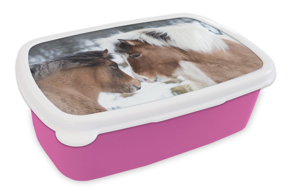 MuchoWow Lunchbox Pferde - Schnee - Braun, Kunststoff, (2-tlg), Brotbox für Erwachsene, Brotdose Kinder, Snackbox, Mädchen, Kunststoff rosa