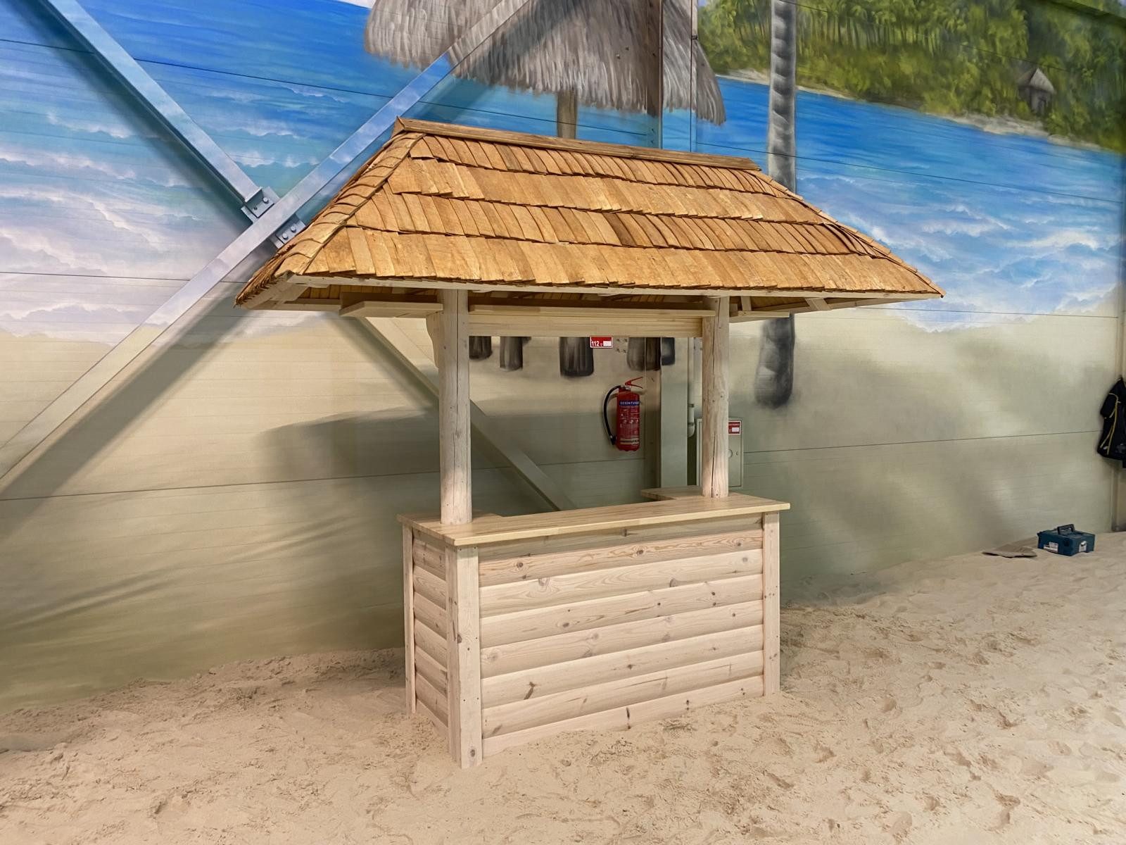 JVmoebel Bartisch Moderne Gartenbar aus Holz mit Dach und praktischem Stauraum (1-St., Bar Theke), Made in Europa