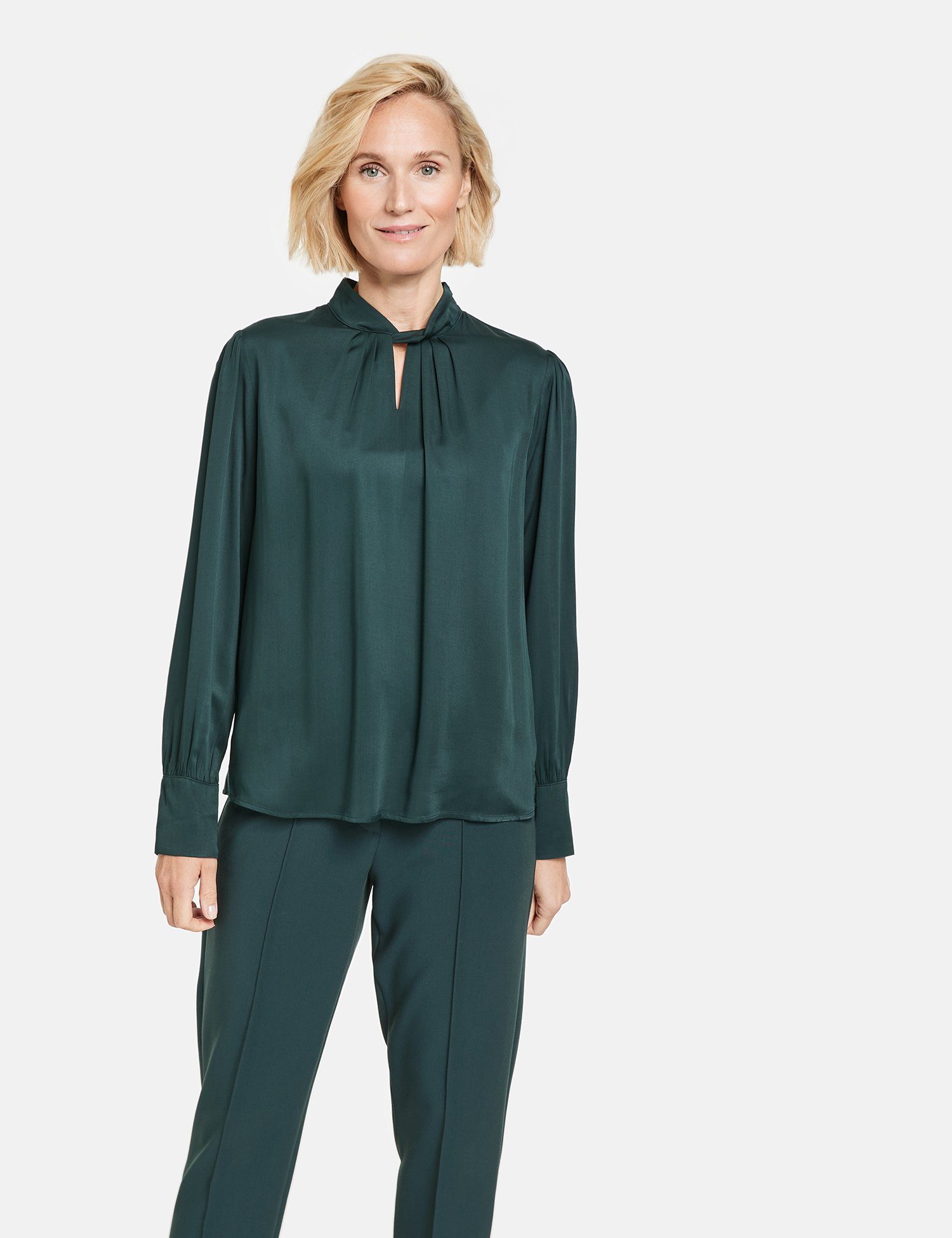 GERRY WEBER Langarmbluse Fließende Bluse mit dekorativem Ausschnitt Green Teal