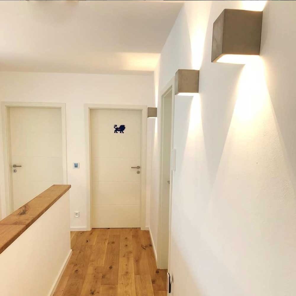 s.luce Wandleuchte Flurlampe Plinth Beton Grau günstig online kaufen