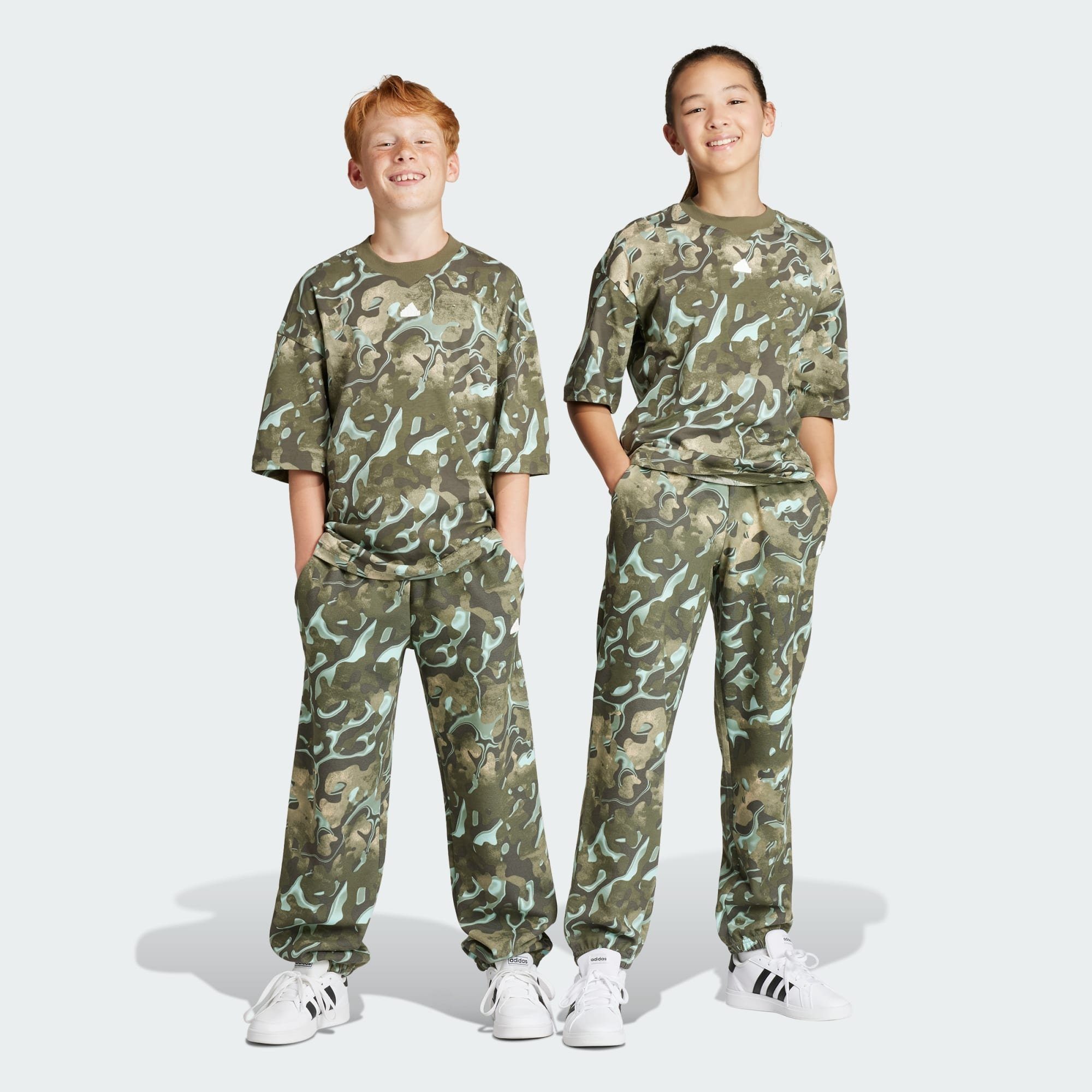 Green Sand Strata Jogginghose Flash Aqua FUTURE adidas PRINT ICONS Silver Semi KIDS Sportswear / HOSE ALLOVER /