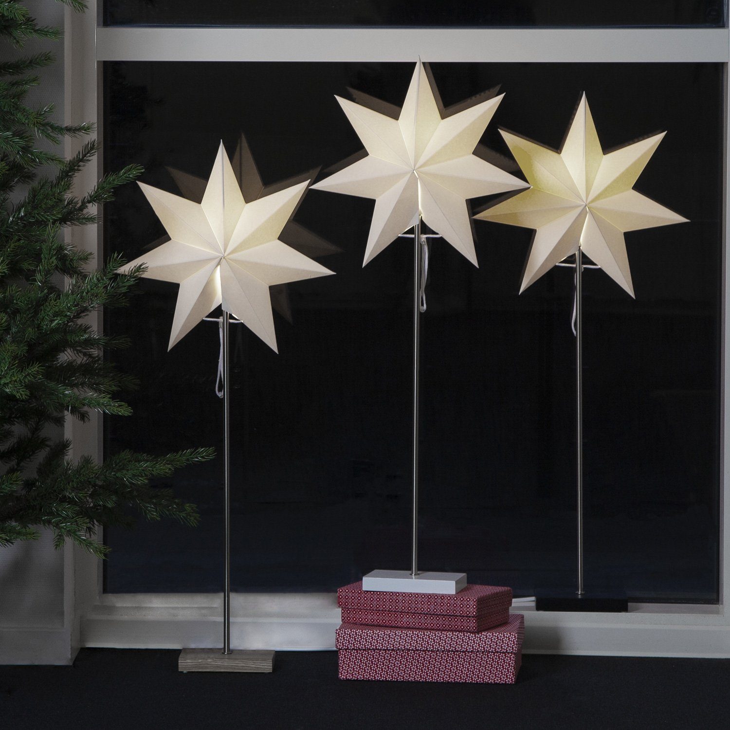 TRADING STAR E14 stehend 80cm Papierstern 7-zackig LED Stehleuchte Stern weiß Weihnachtsstern
