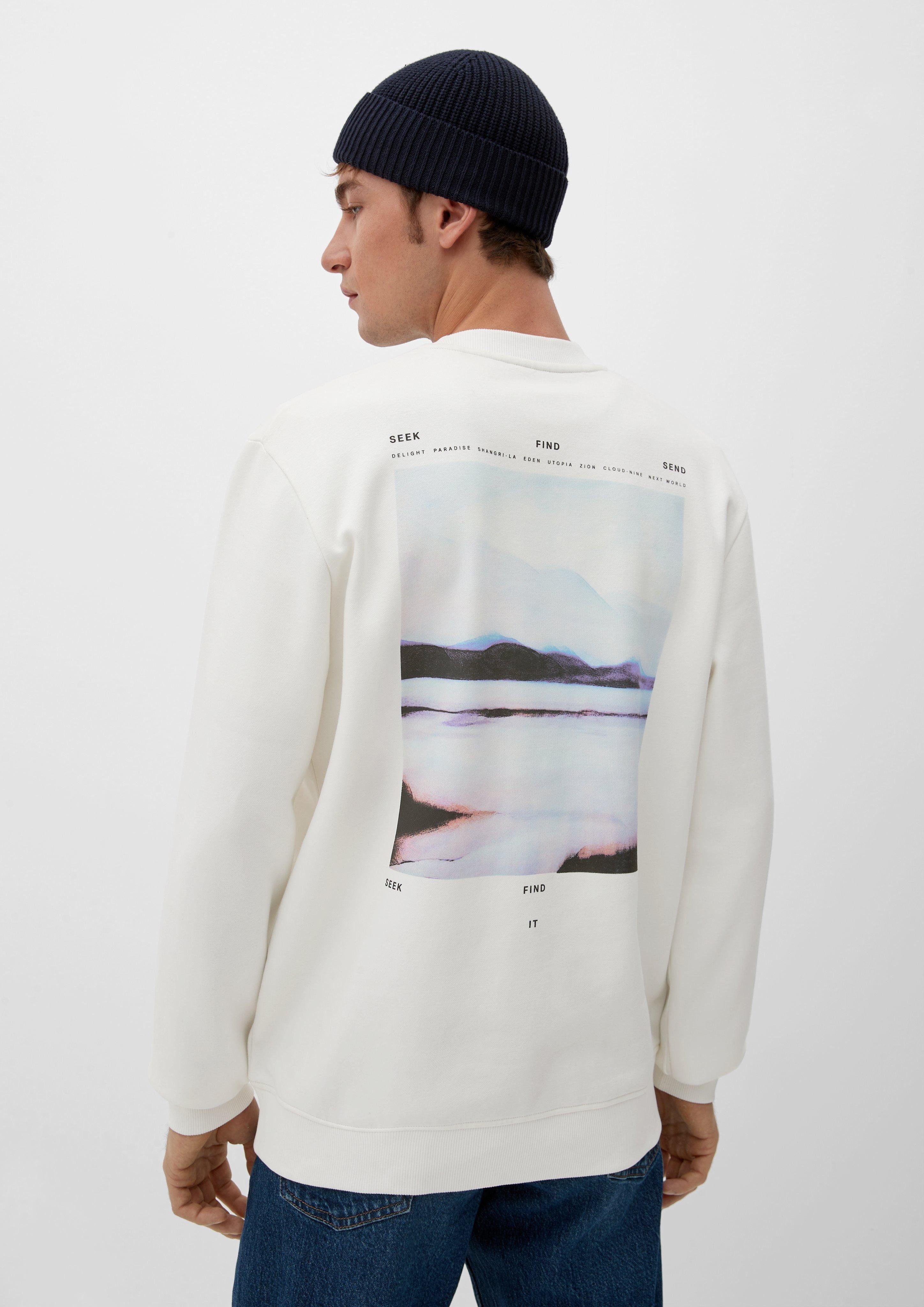 s.Oliver Sweatshirt Sweatshirt mit Schrift- und Backprint Artwork, Rippblende, Rippbündchen weiß