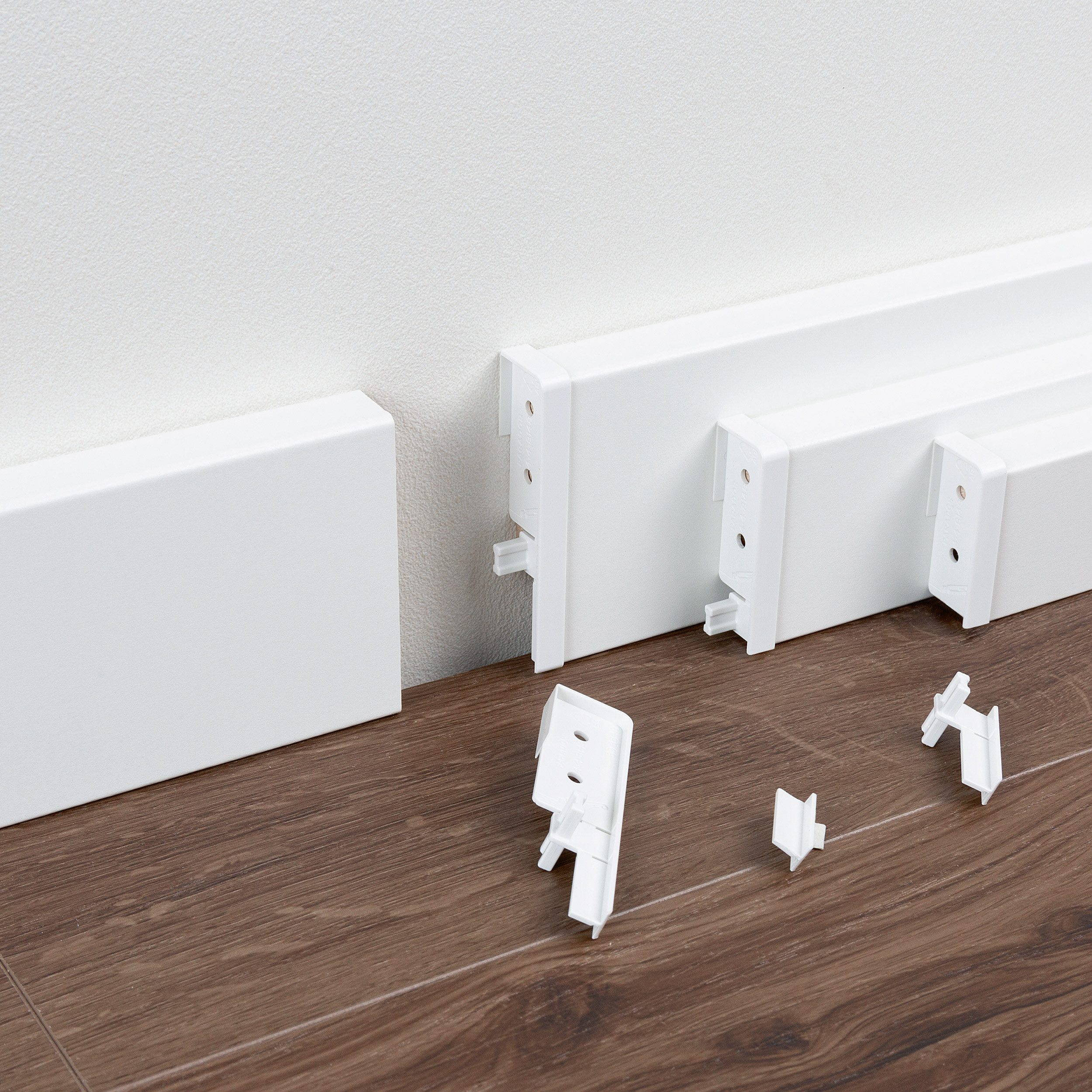 PARADOR Sockelleisten-Zwischenstücke variabel Typ 2 für Sockelleisten SL 3, SL 5, SL 5 WF und SL 18, L: 2 cm, H: 14 cm, Für einen optimalen und sauberen Übergang, 1-St., Kein Gehrungsschnitt erforderlich, Auf den Einsatz für SL 3, SL 5, SL 5 WF, SL 18 abgestimmt