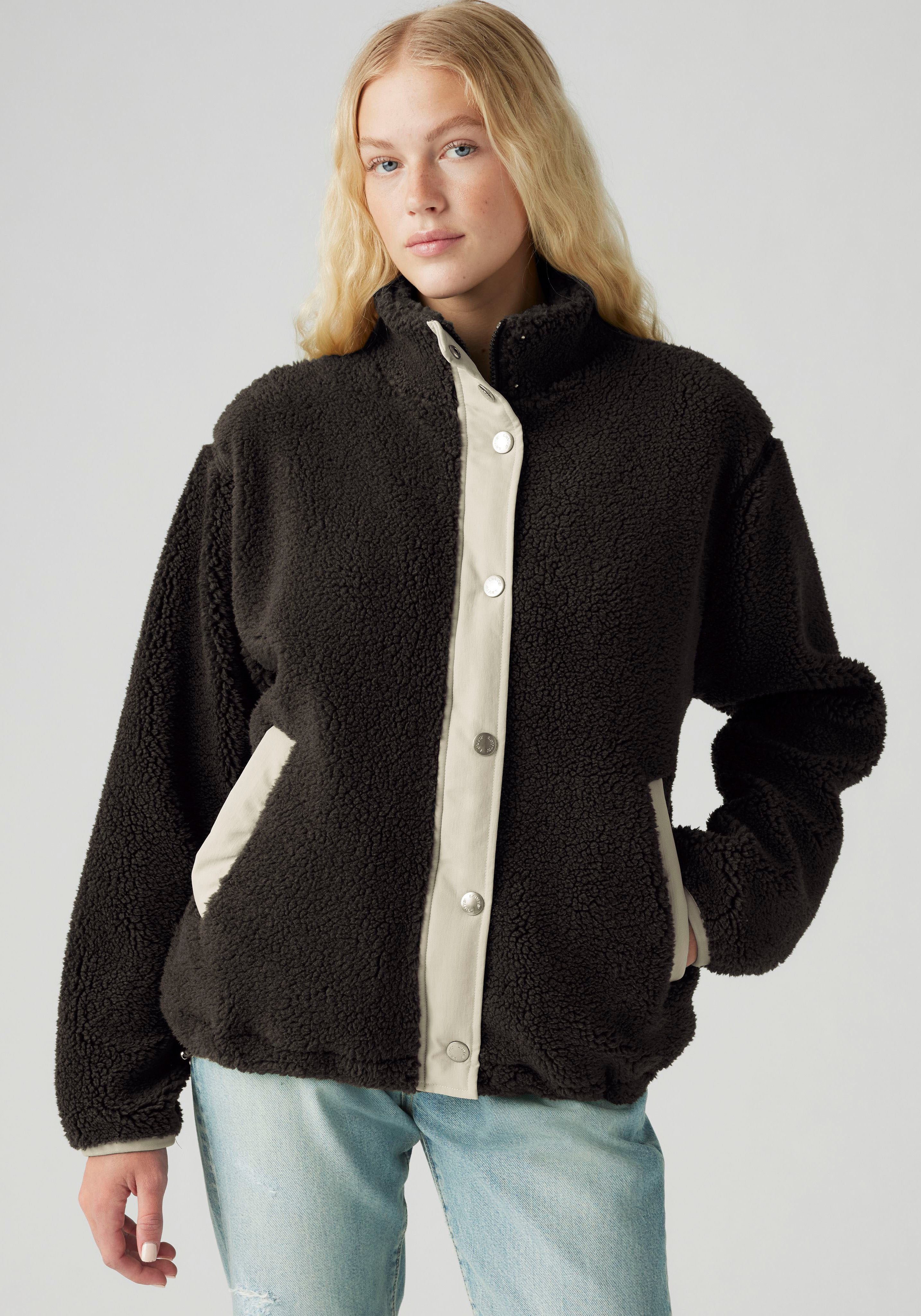 Levi's® Plüschjacke LSE_VALLEY SHERPA JACKET mit kontrastfarbenen Details und Tunnelzug, wärmend, Übergangsjacke