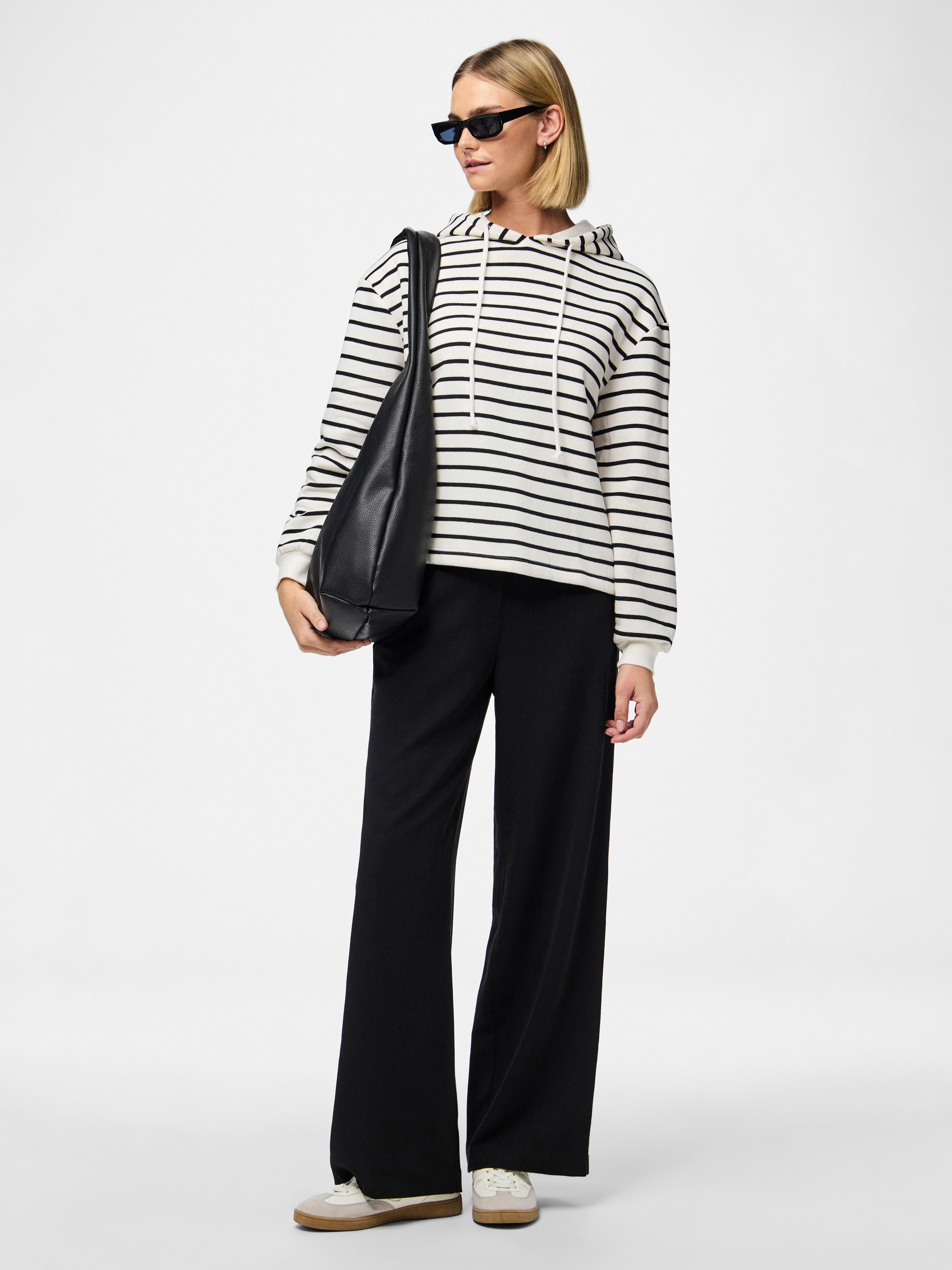 pieces Hoodie PCCHILLI LS HOODIE STRIPES NOOS BC