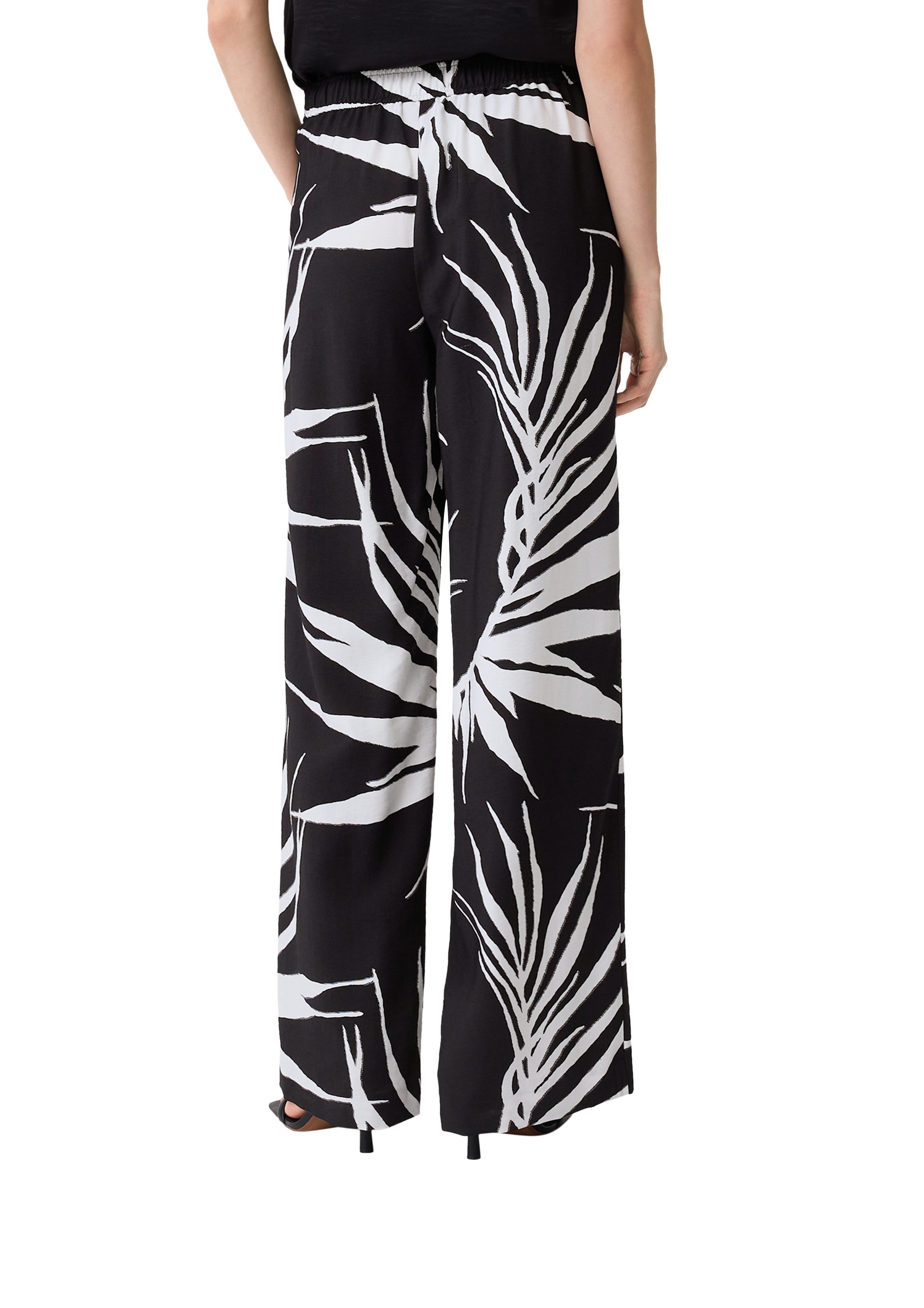 Comma Stoffhose Relaxed: All-over-Print Hose schwarz mit