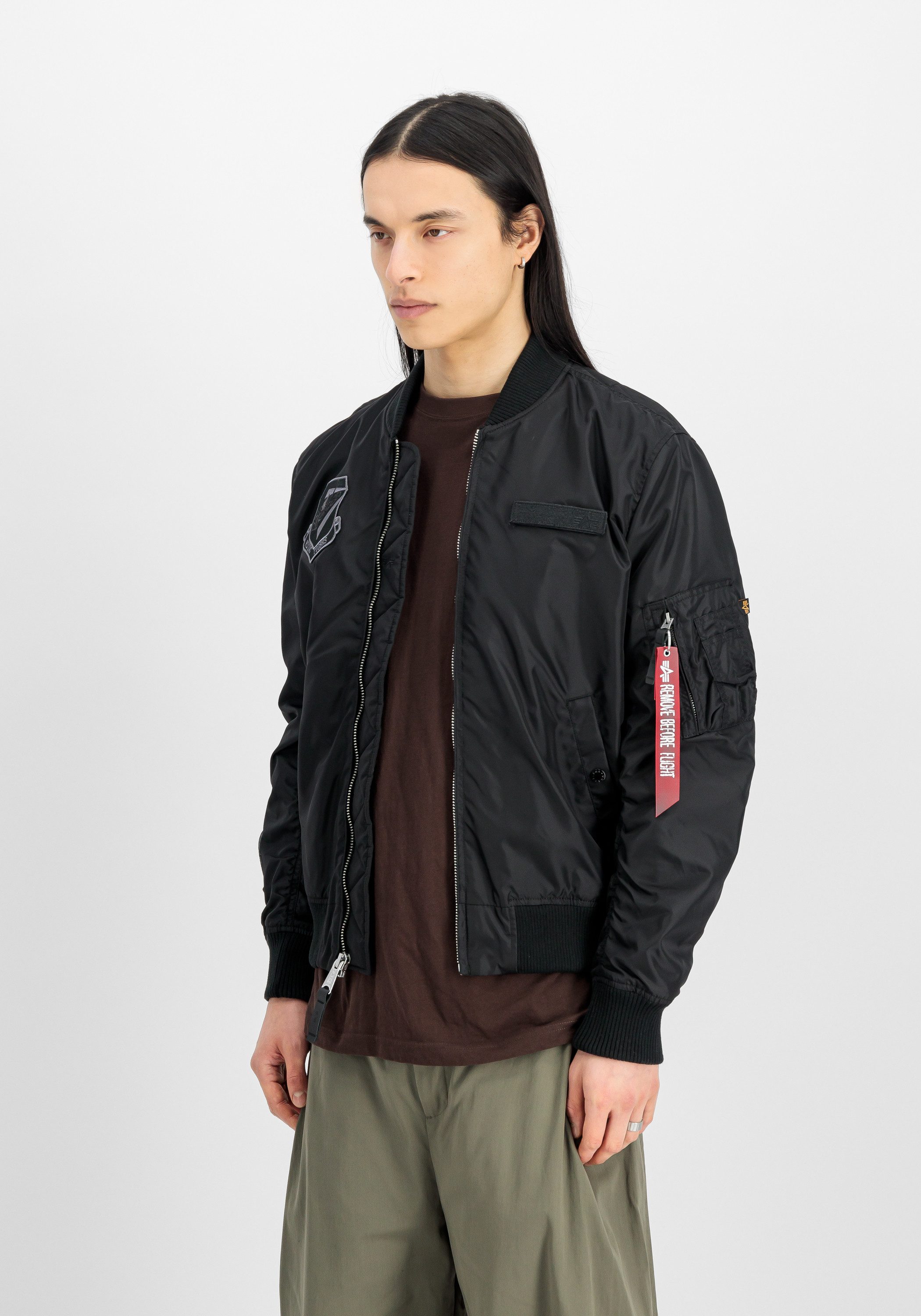 Alpha Industries Bomberjacke MA-1 TT Flying Tigers Light – Bild 5 von 5