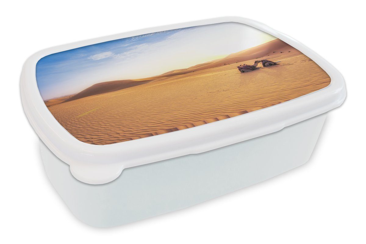MuchoWow Lunchbox Kamel - Wüste - Sand, Kunststoff, (2-tlg), Brotbox für Kinder und Erwachsene, Brotdose, für Jungs und Mädchen weiß