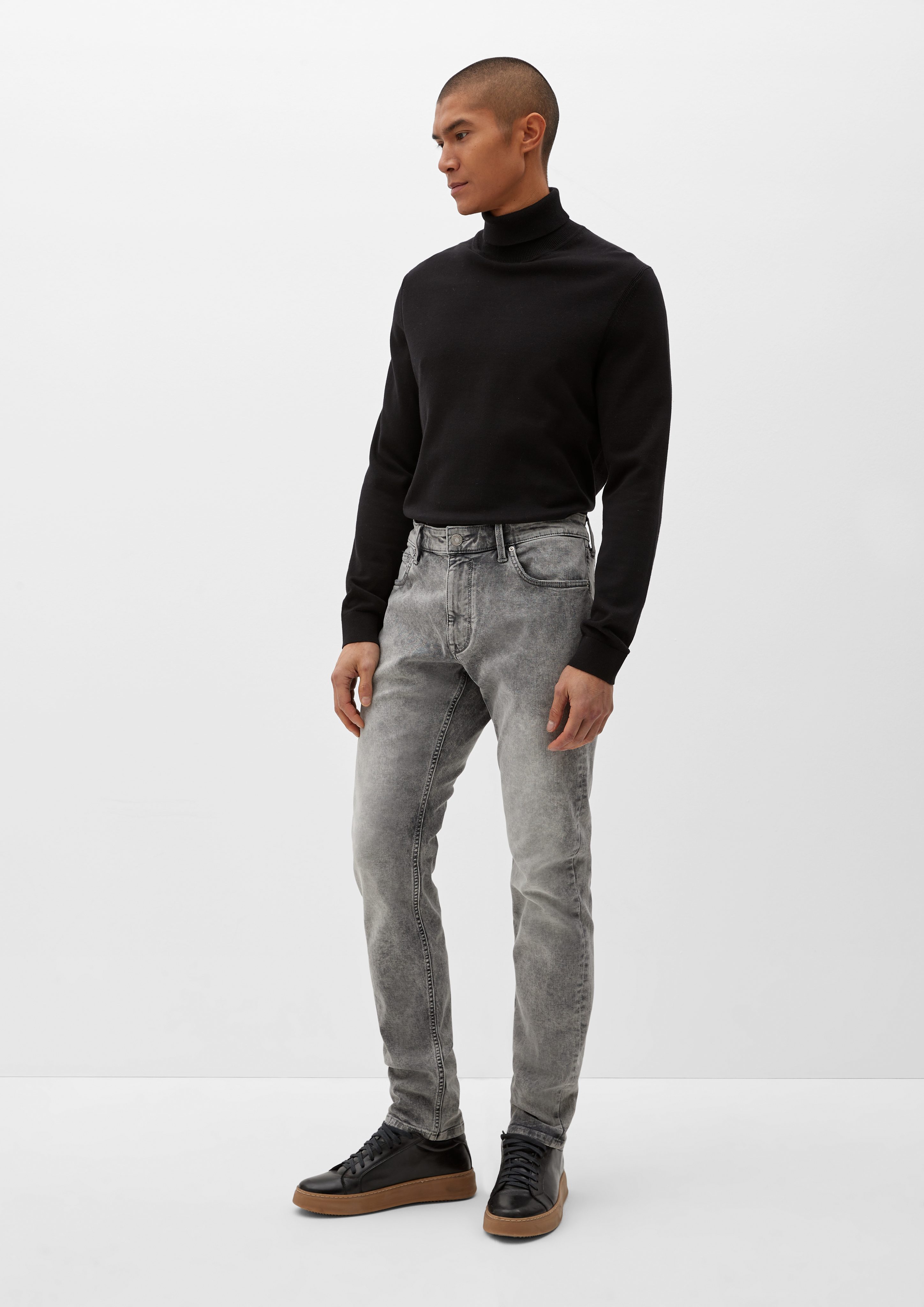 s.Oliver Stoffhose Jeans / Rise Leg Tapered / High / Waschung Fit Slim