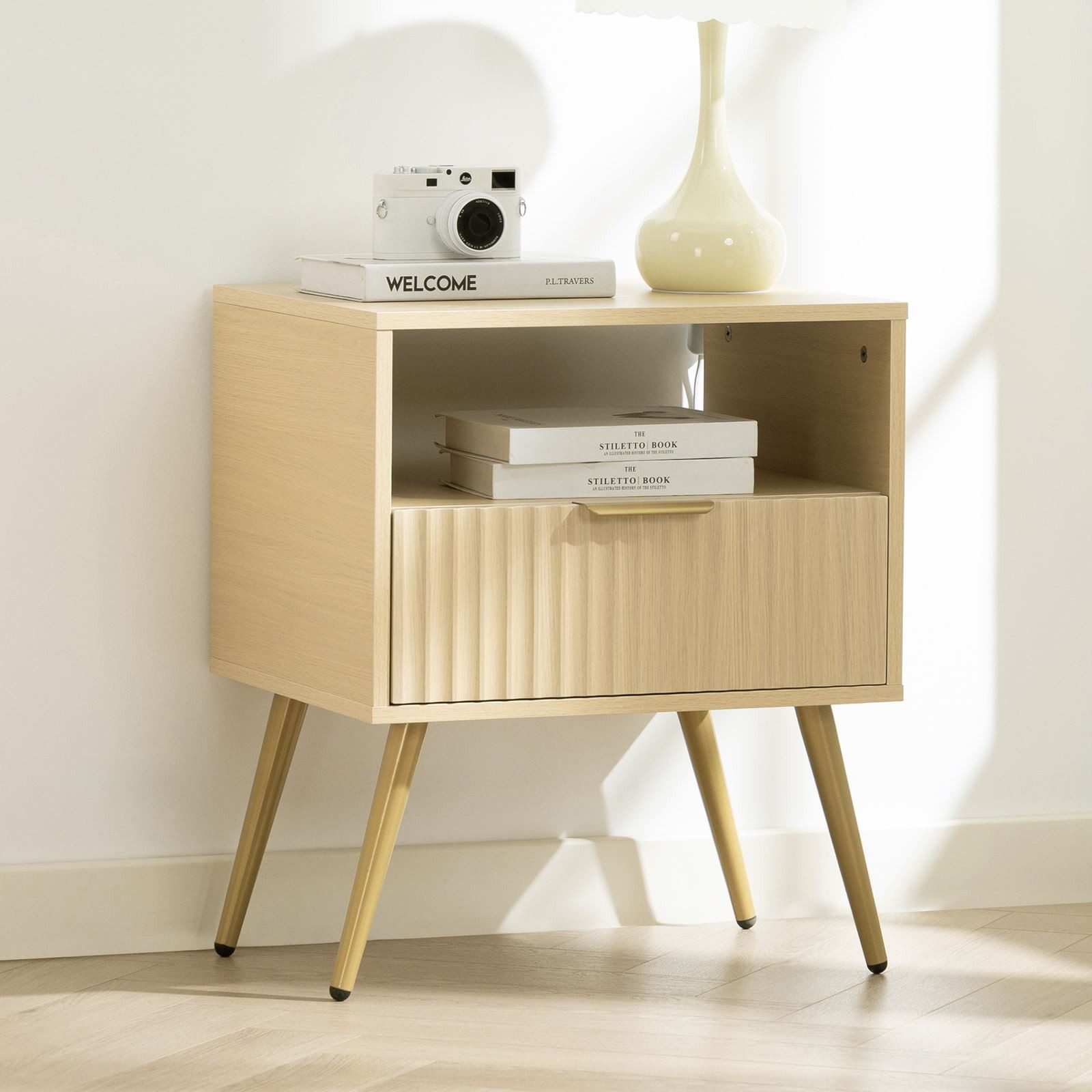IDIMEX Nachtkommode MERVAL, Kleine Nachtkommode mit Schublade Metallfüße MDF-Front eiche/gold