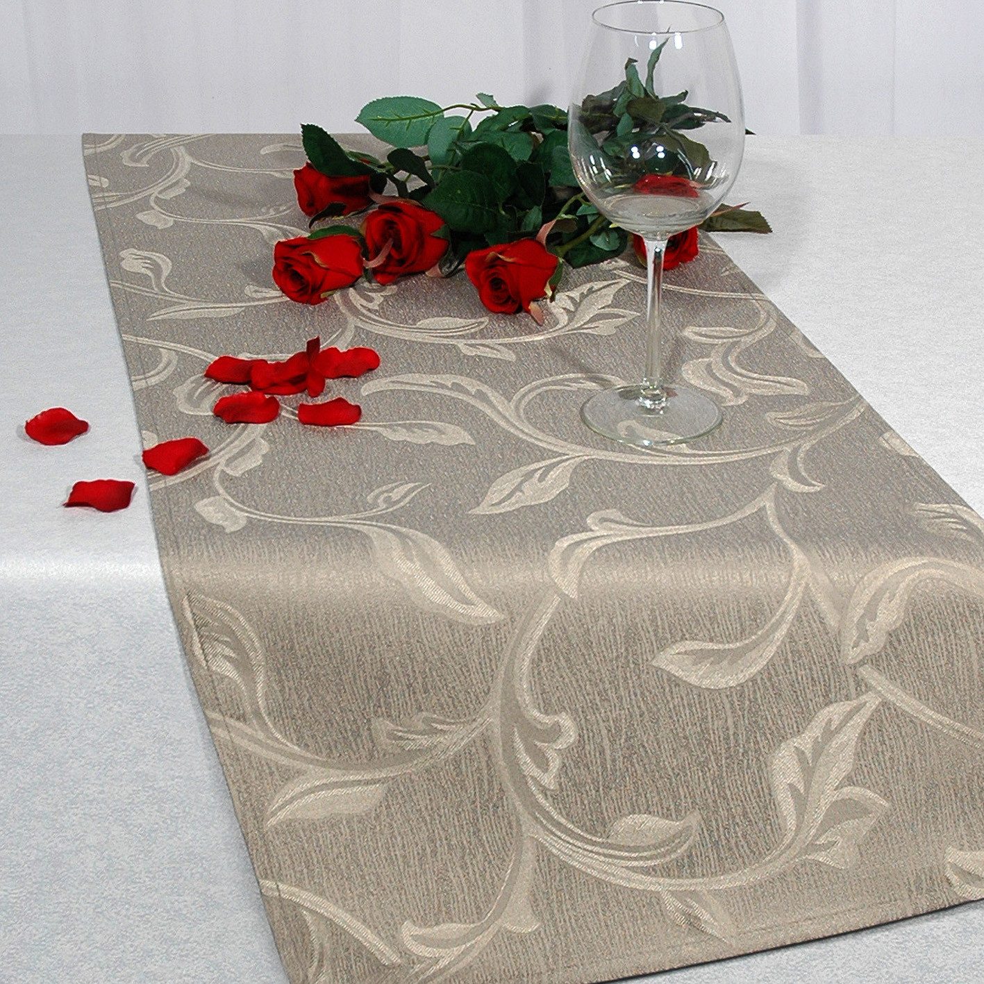 Delindo Lifestyle Tischläufer Jacquard taupe Ranken günstig online kaufen
