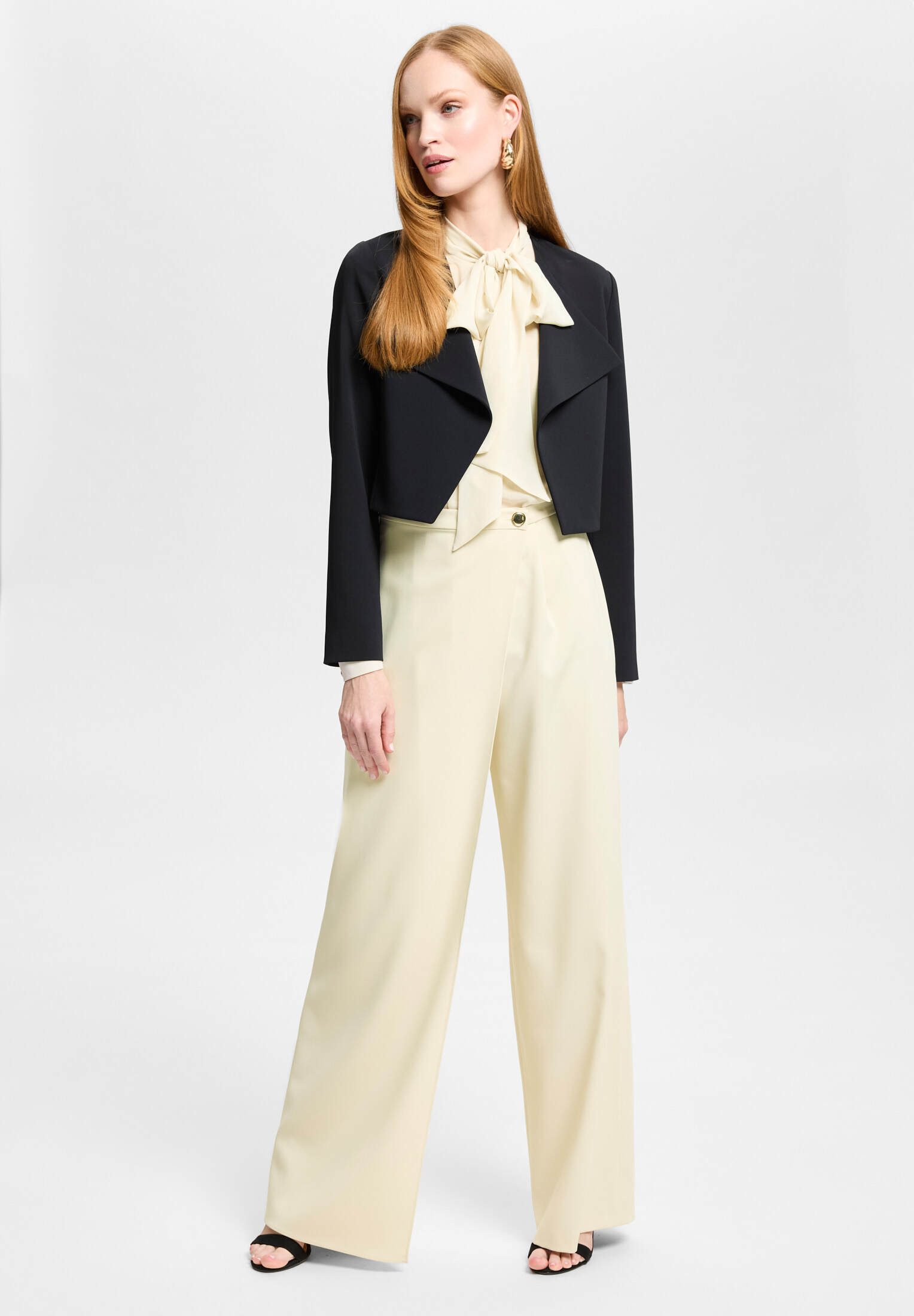 SWING Jackenblazer - Verkürzter Blazer aus Webware