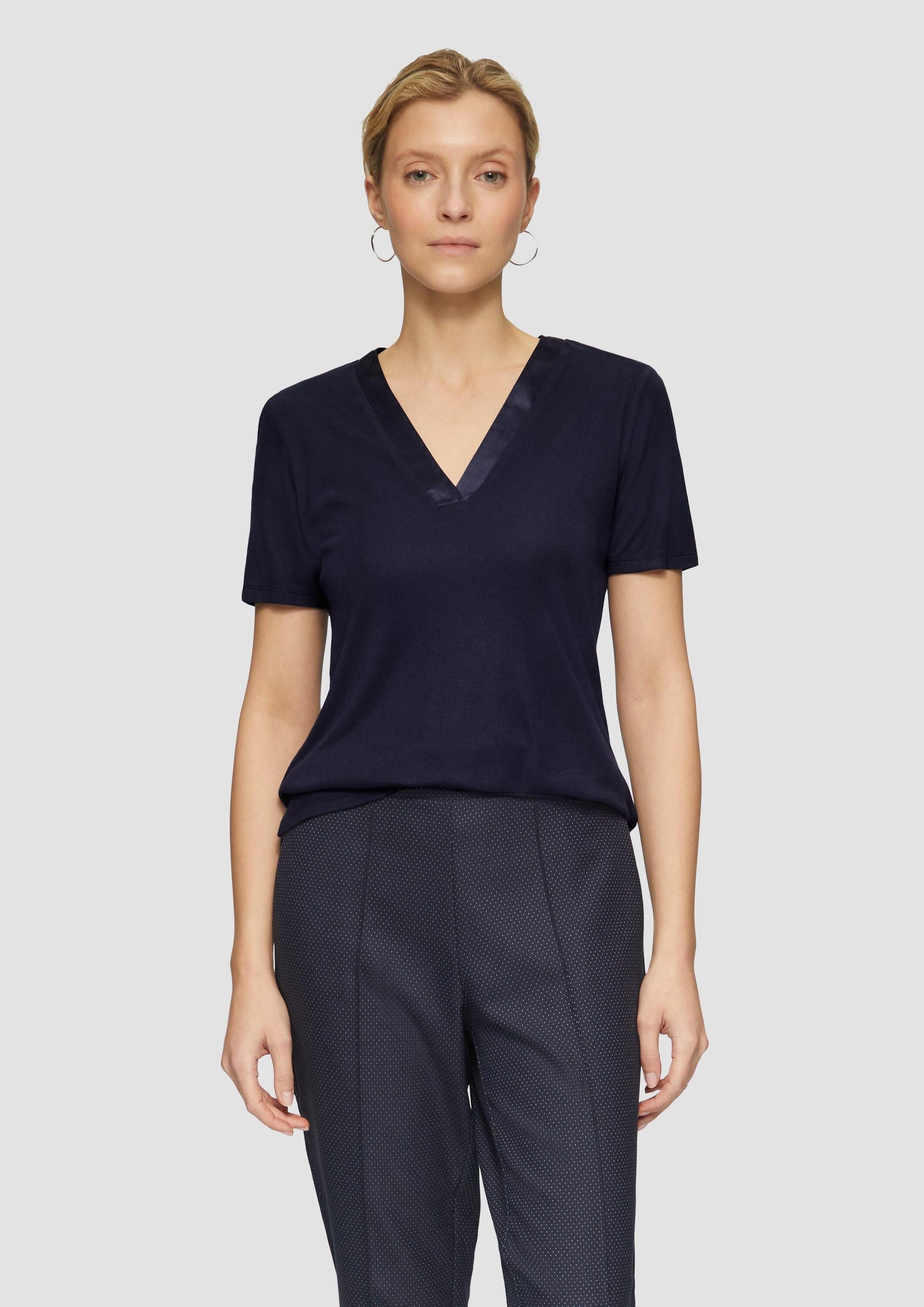 s.Oliver Kurzarmshirt T-Shirt T-Shirt mit Satinausschnitt