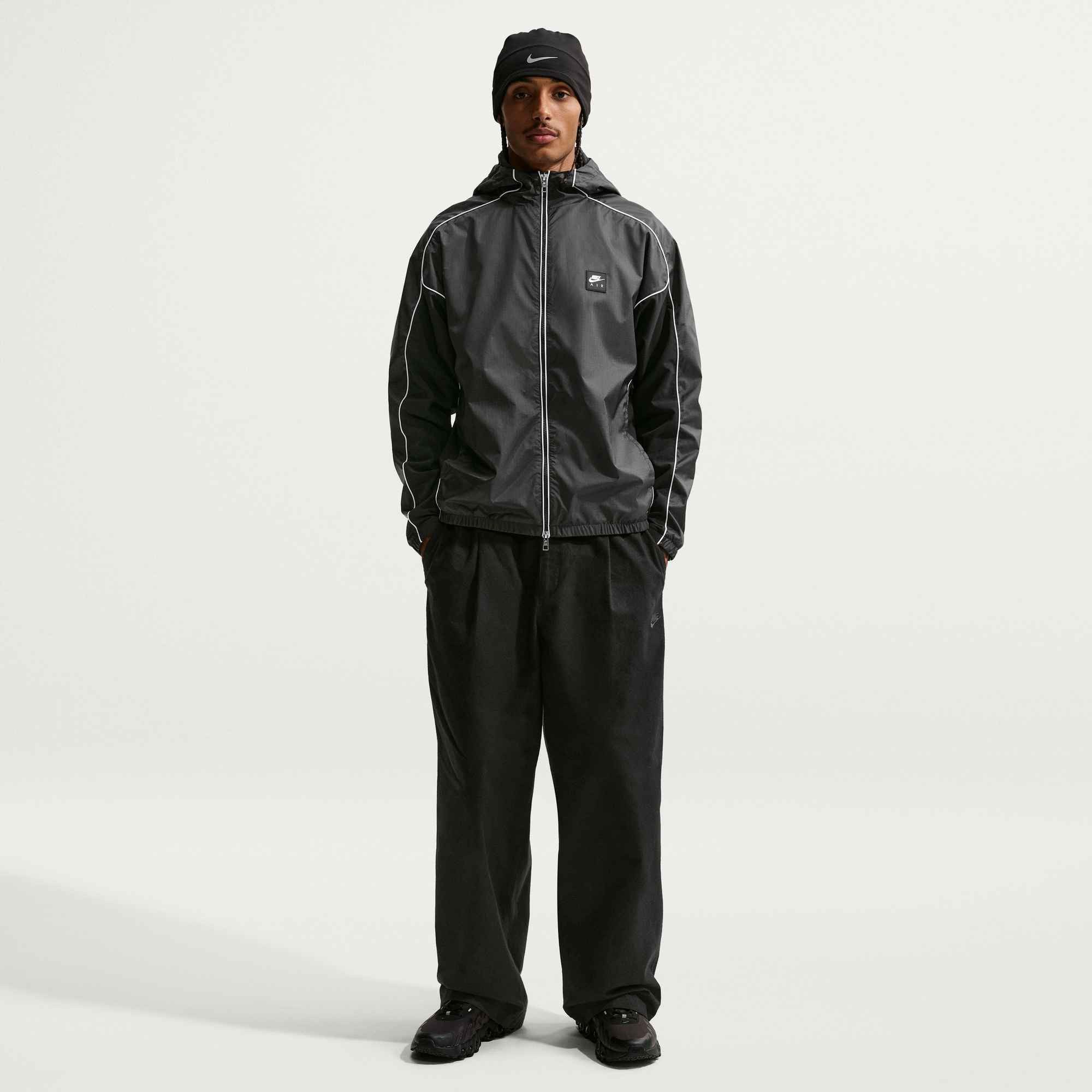Nike Sportswear Outdoorjacke Nike Sportswear Air Men's Full-Zip Hybrid Utility Jacket mit Zweiwege-Reißverschluss, wasserabweisendes Ripstop-Material