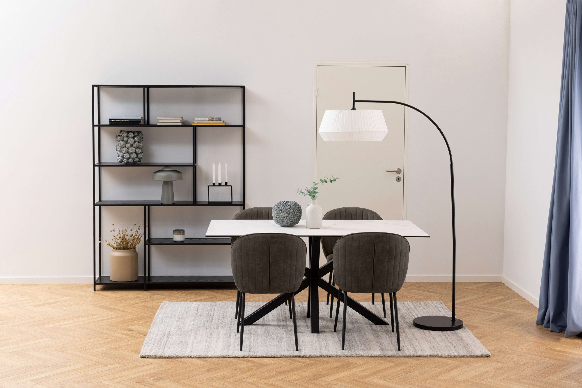 ACTONA GROUP Esstisch Heaven mit Keramikplatte & stabilem Stahlgestell, mehrere Varianten (Breite: 135, 160 und 200 cm), Pflegeleichter Design-Esstisch – robust – Bild 2 von 5