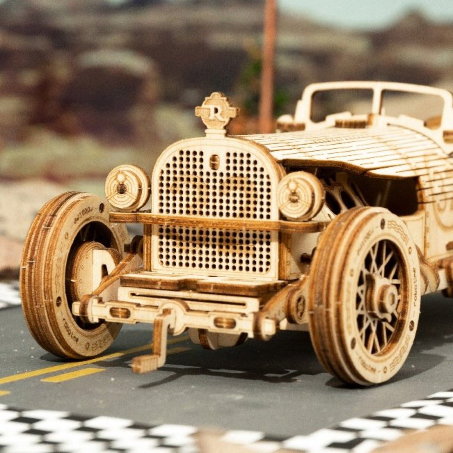 Robotime 3D-Puzzle Grand-Prix-Wagen 1:16 3D Puzzle, 220 Puzzleteile