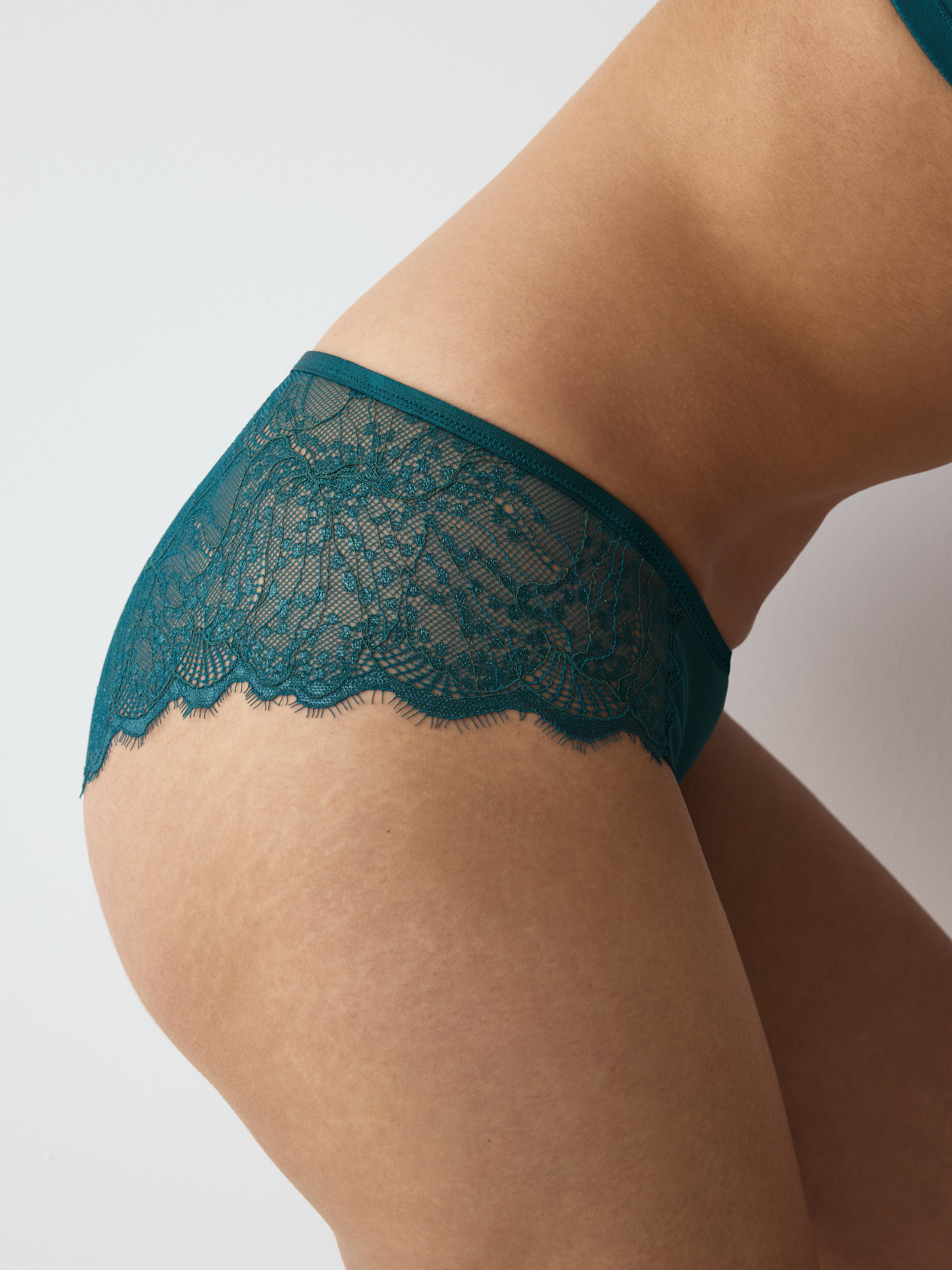 Triumph Slip Amourette Sparkle Hipster schmmernde Spitze – Bild 4 von 5