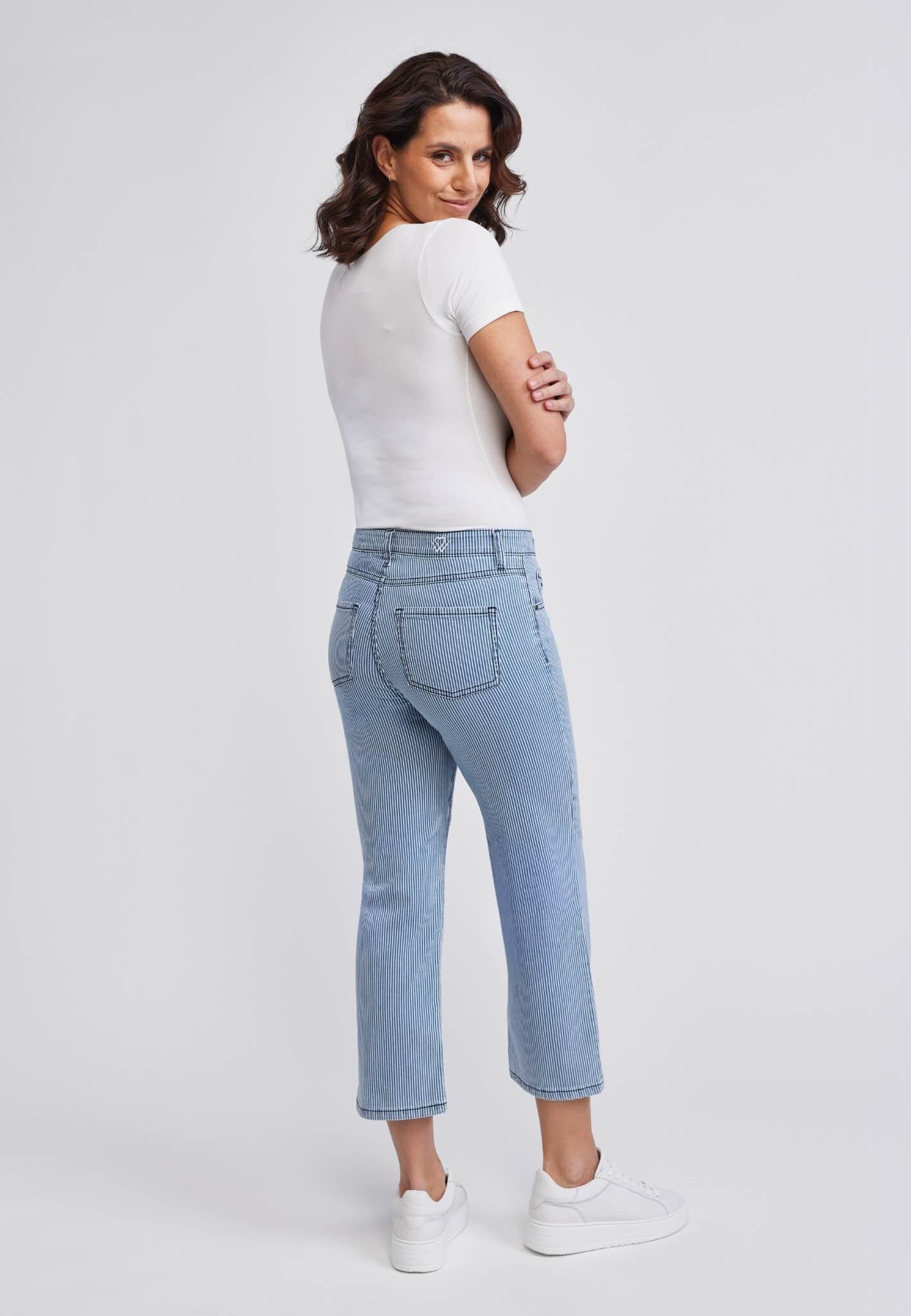wonderjeans 7/8-Jeans Figurschmeichelnder WonderStretch – Bild 4 von 4