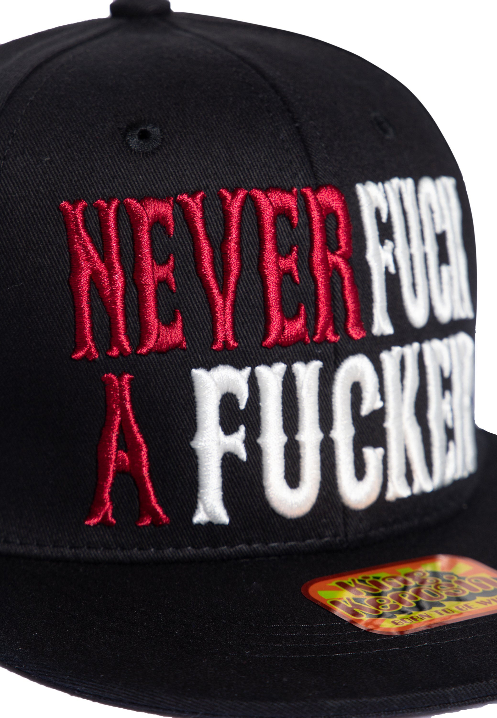 KingKerosin Snapback Cap Never Fuck der Print mit Fucker auf Schirmunterseite A