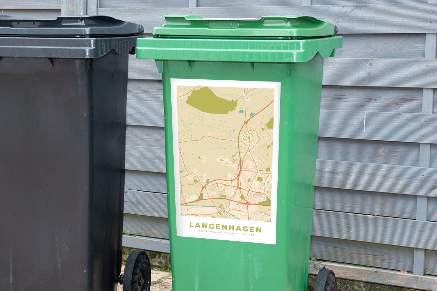 MuchoWow Wandsticker Karte - Mülltonne, Sticker, - Vintage Abfalbehälter Container, (1 - St), Langenhagen Stadtplan Mülleimer-aufkleber
