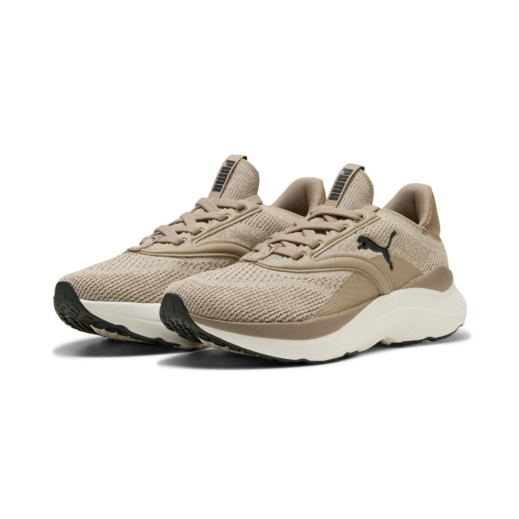 PUMA SOFTRIDE MAYVE WN'S Trainingsschuh gestricktes Obermaterial, leicht profilierte Synthetik-Laufsohle