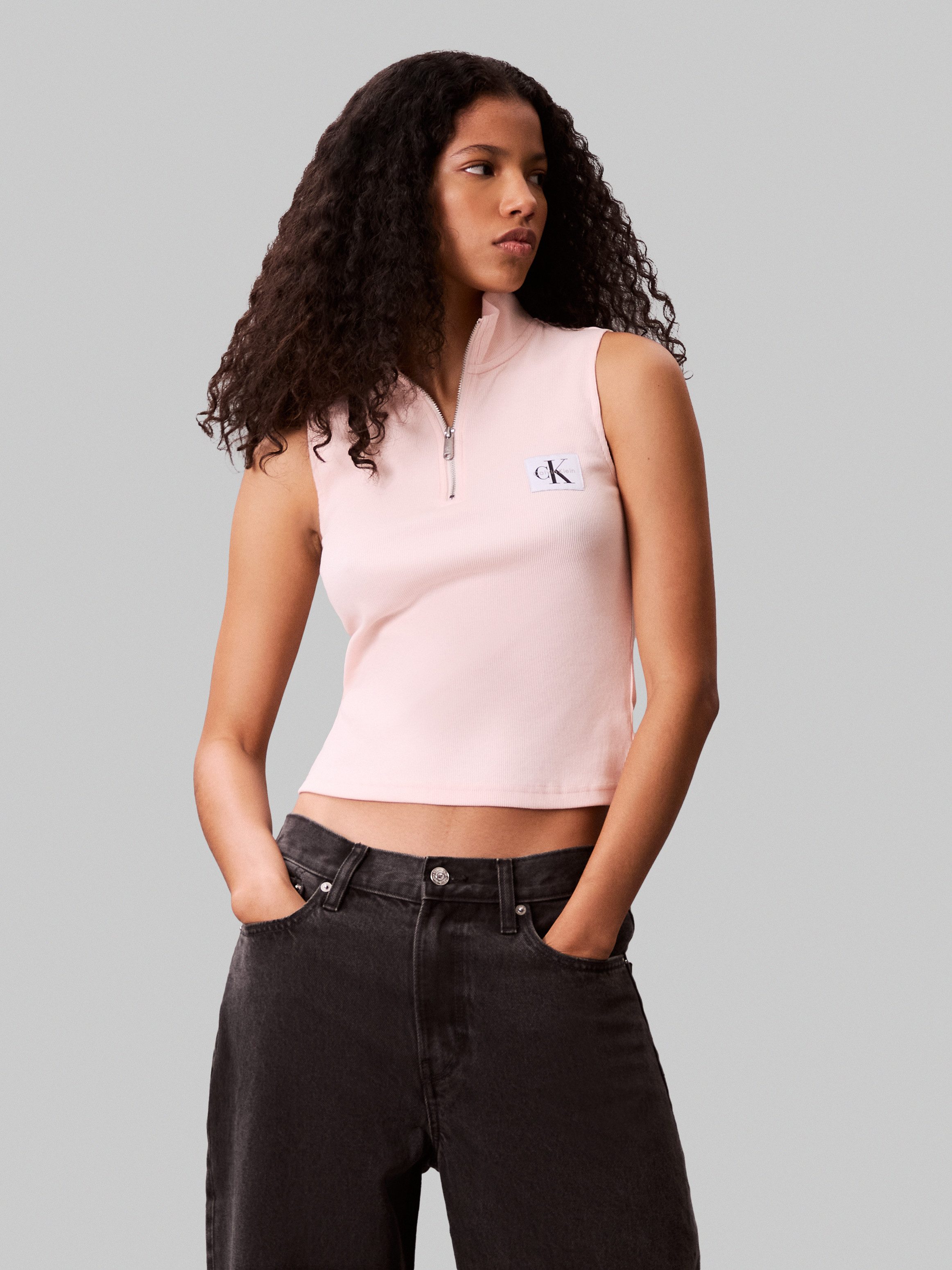 Calvin Klein Jeans Tanktop A- WOVEN LABEL SL QZ TOP Mit Rundhalsausschnitt günstig online kaufen