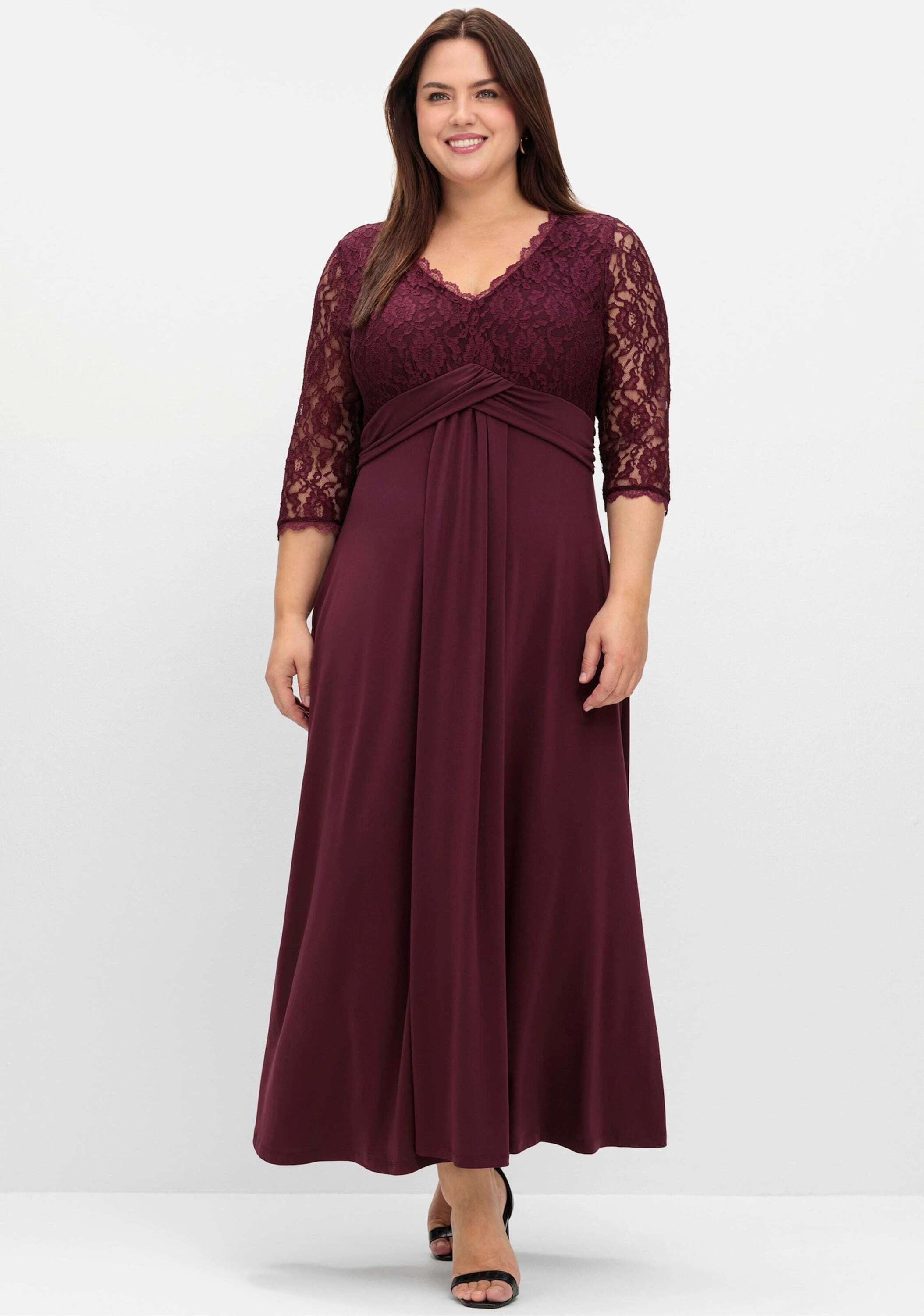 Sheego Etuikleid Abendkleid 3/4-Arm mit Oberteil aus floraler Spitze